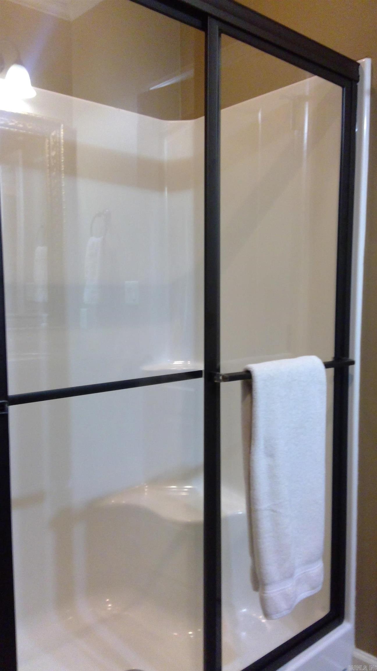 WOODLANDS EDGE - Residential