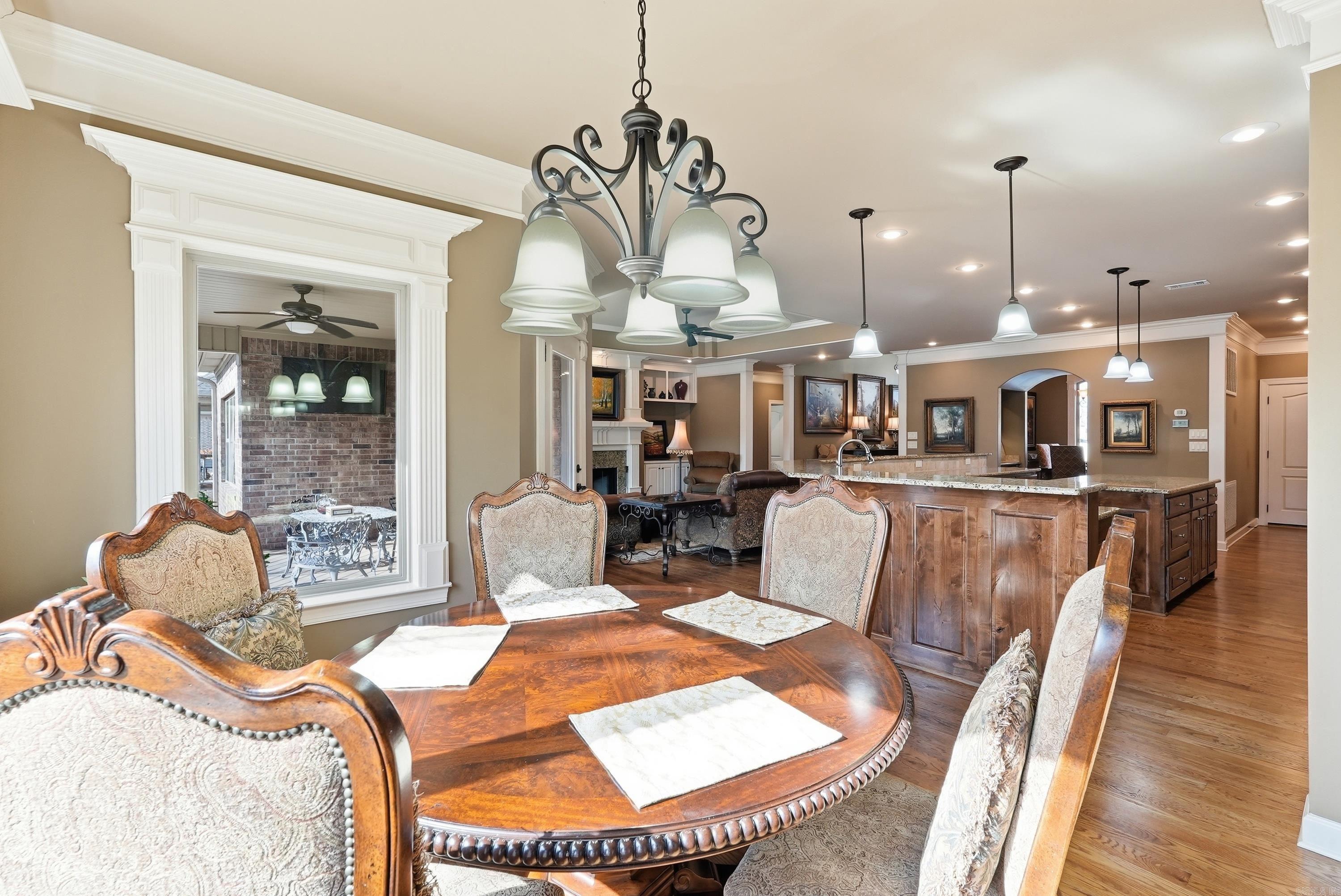 WOODLANDS EDGE - Residential