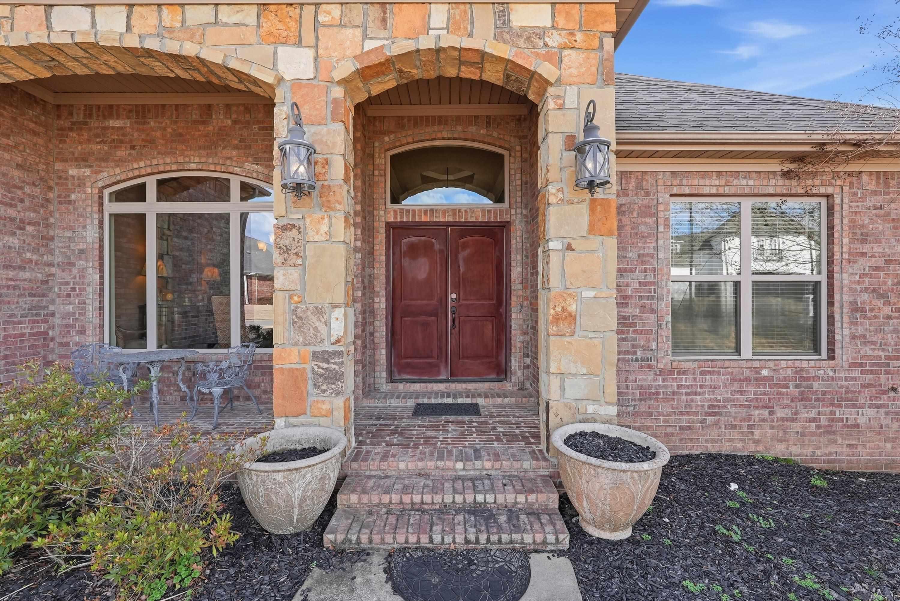 WOODLANDS EDGE - Residential