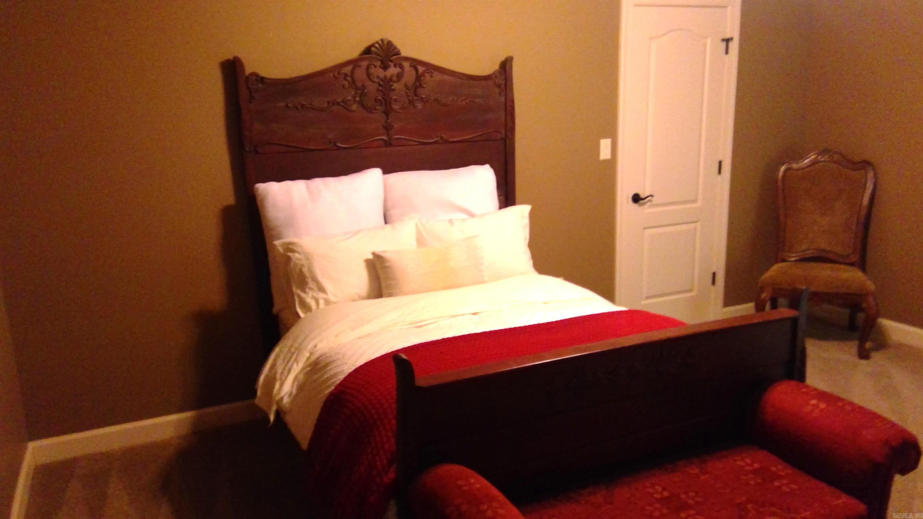 WOODLANDS EDGE - Residential