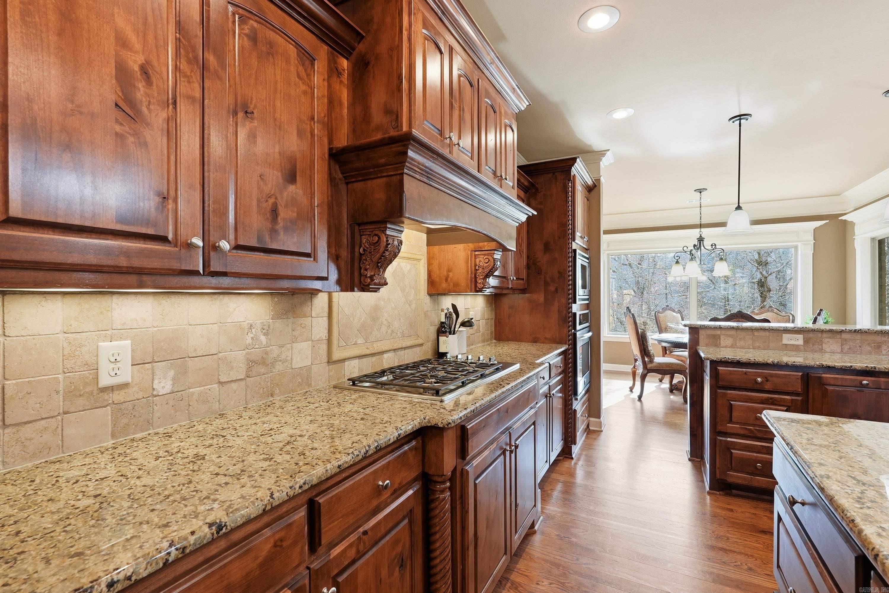 WOODLANDS EDGE - Residential