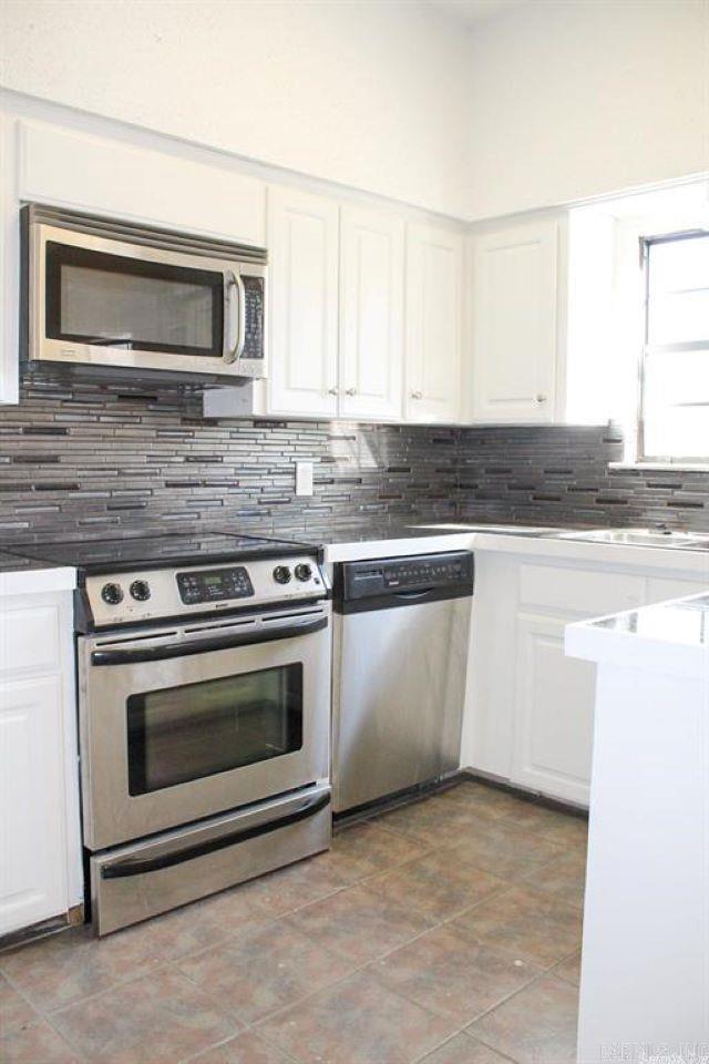 PARKWAY PLACE - Residential Lease