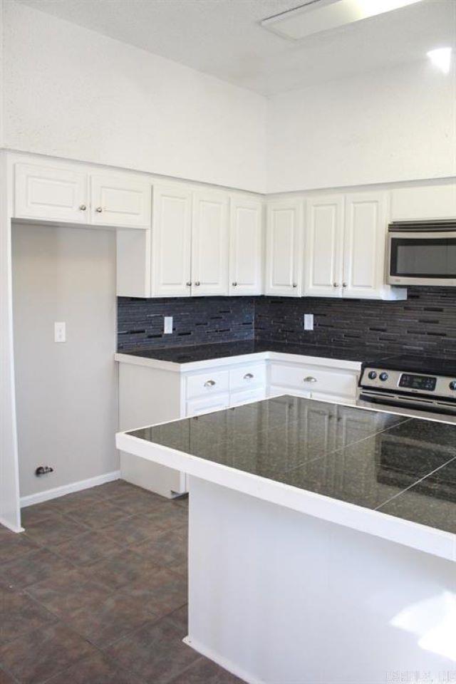 PARKWAY PLACE - Residential Lease