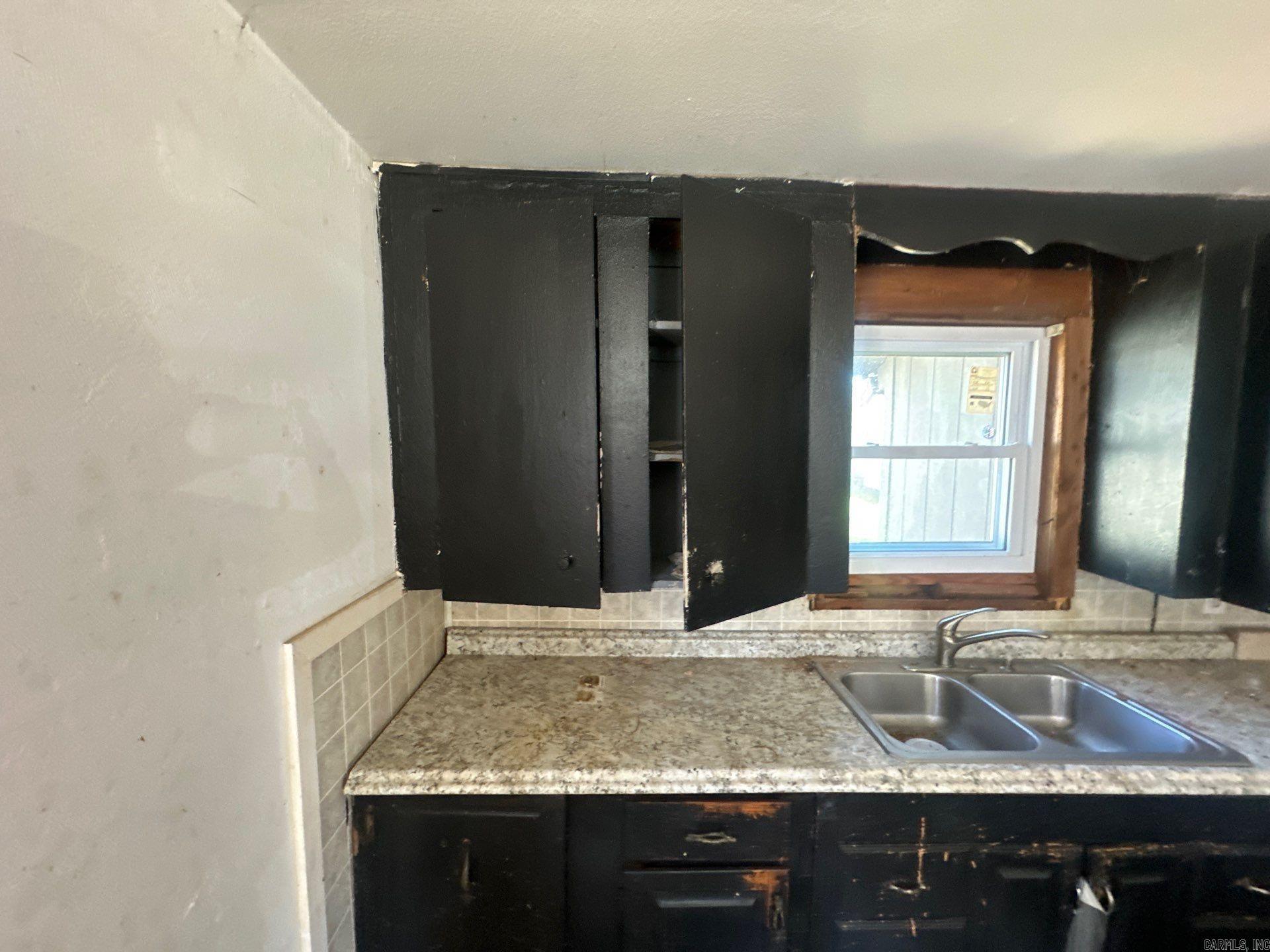 SOUTH HILL - Residential