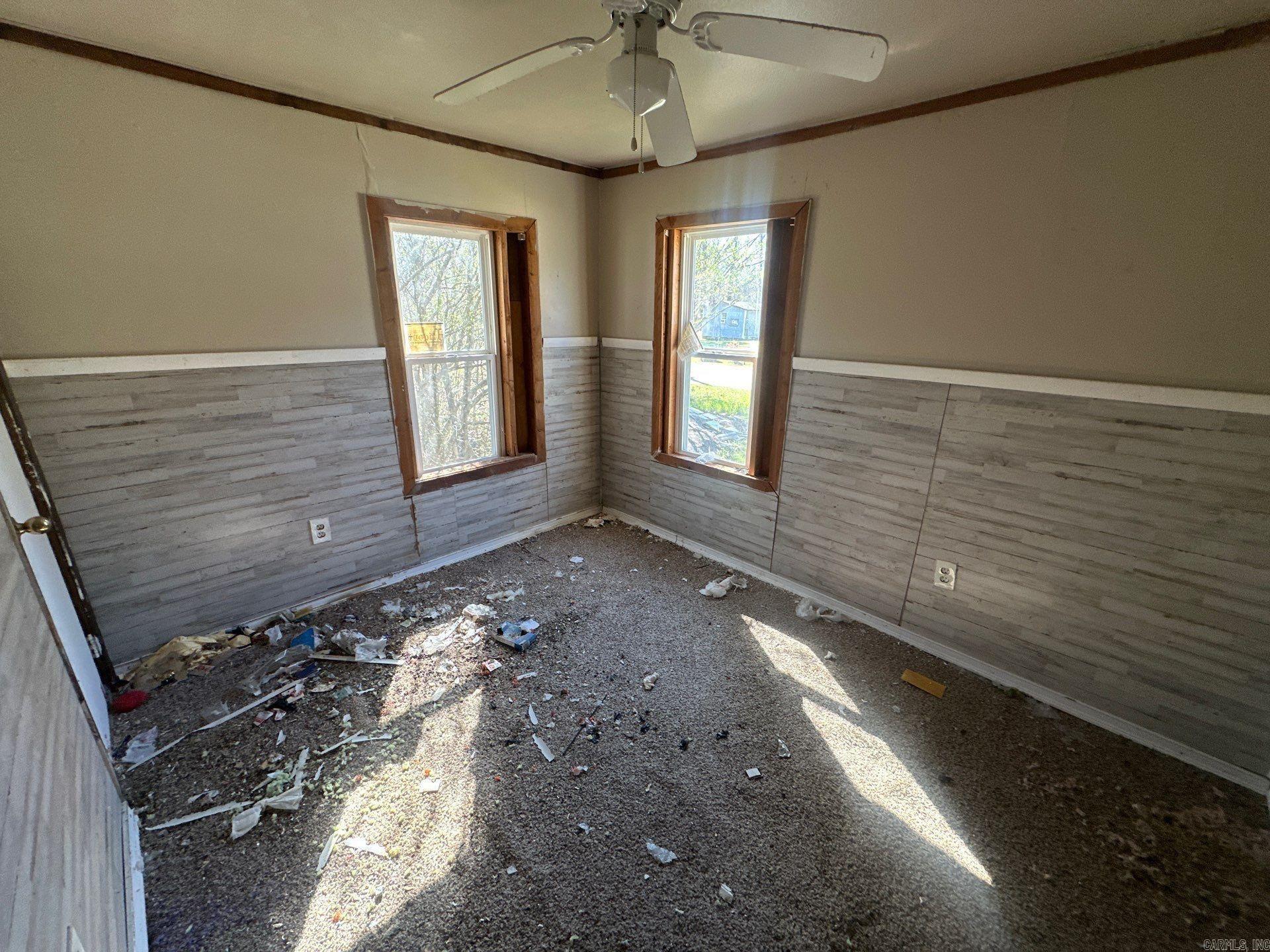 SOUTH HILL - Residential