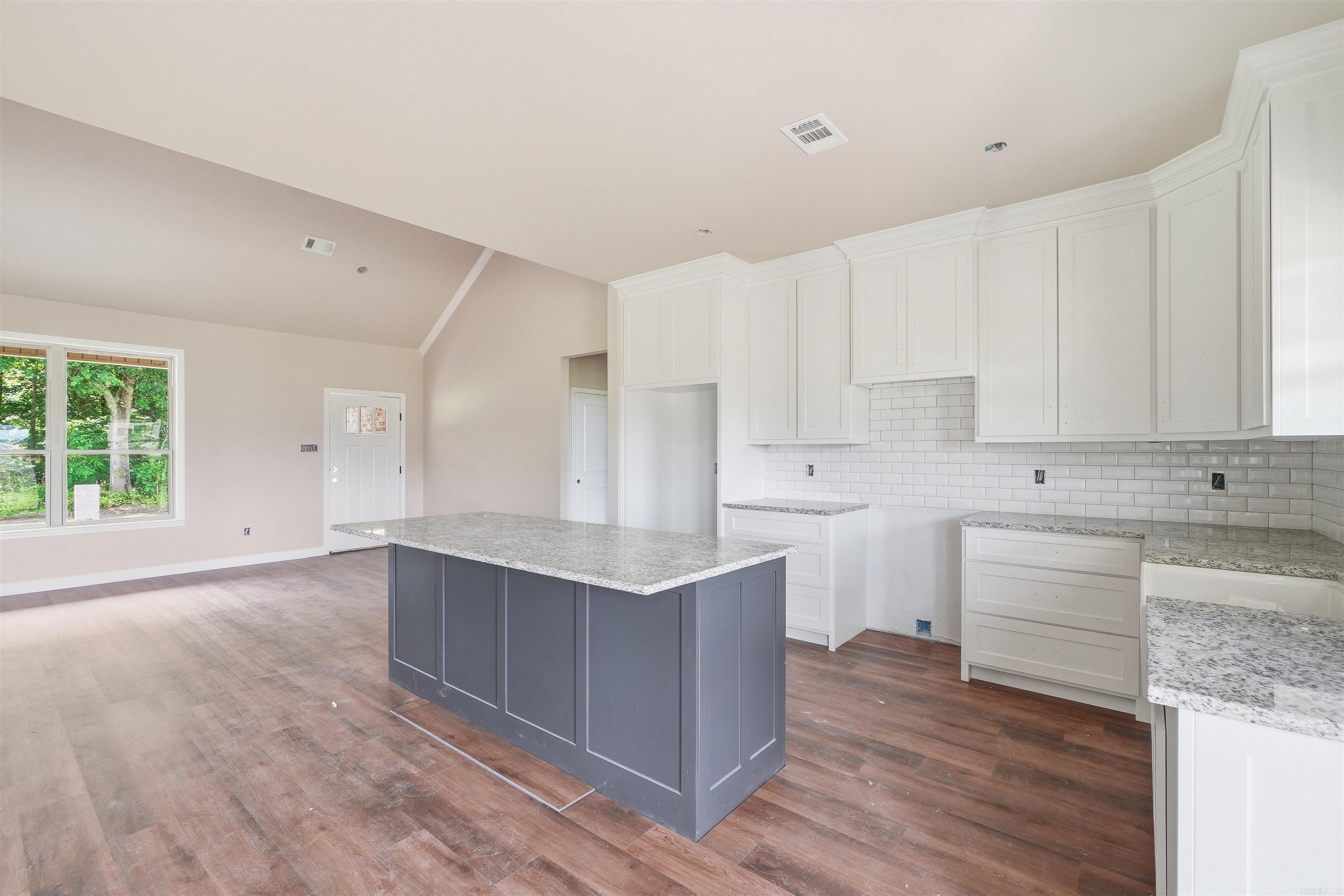 MOUNT TABOR ESTATES - Residential