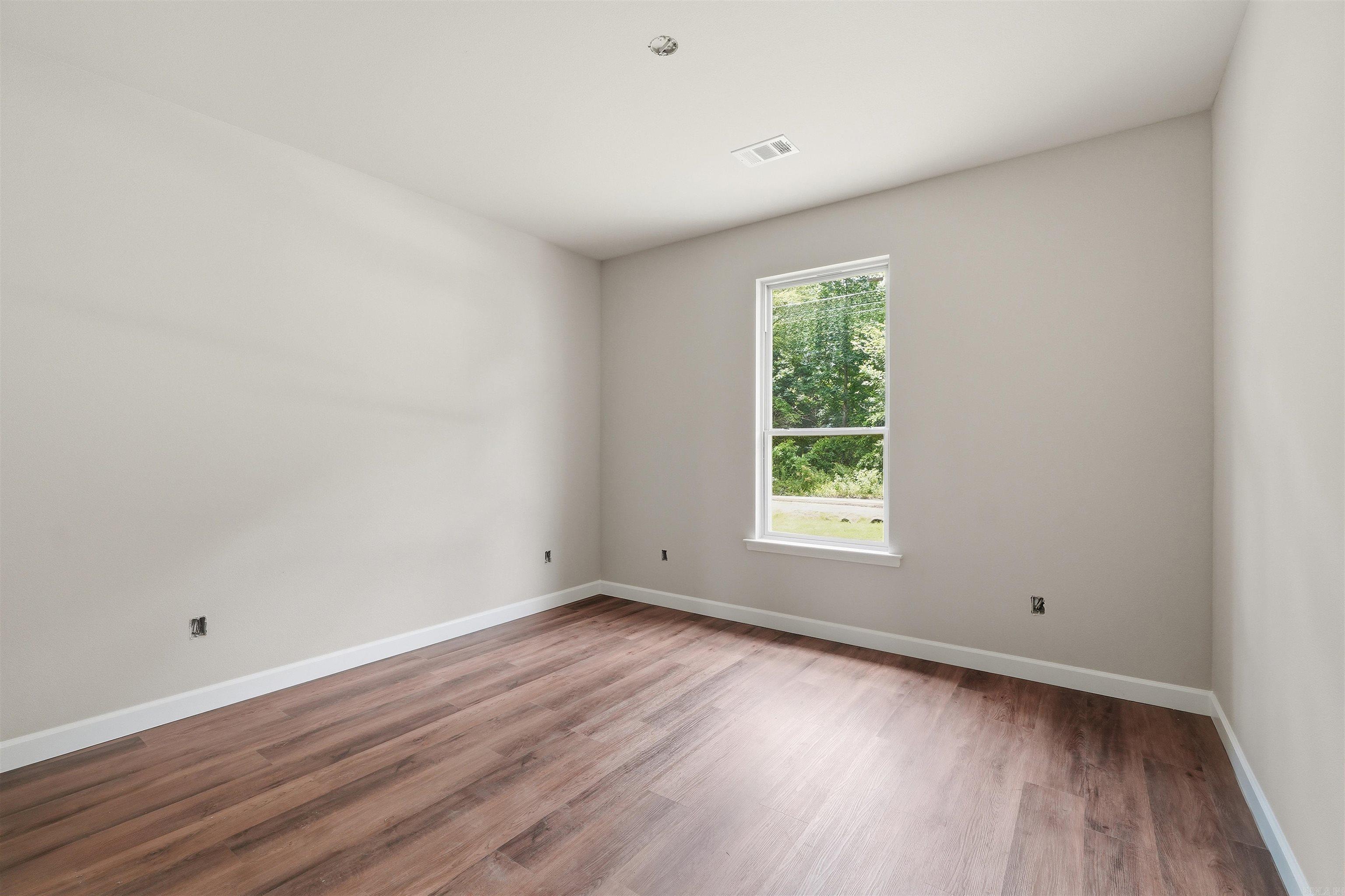 MOUNT TABOR ESTATES - Residential