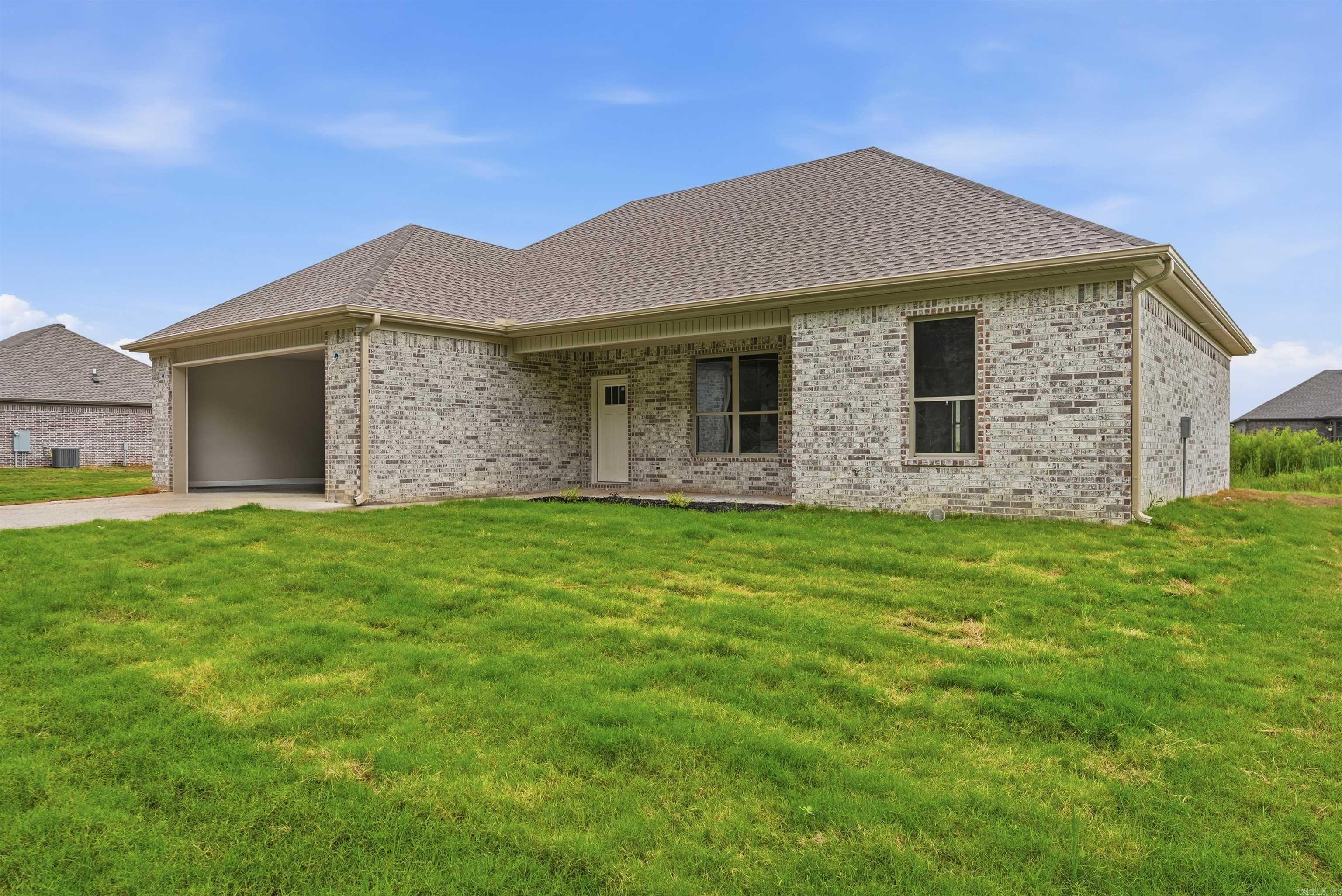 MOUNT TABOR ESTATES - Residential