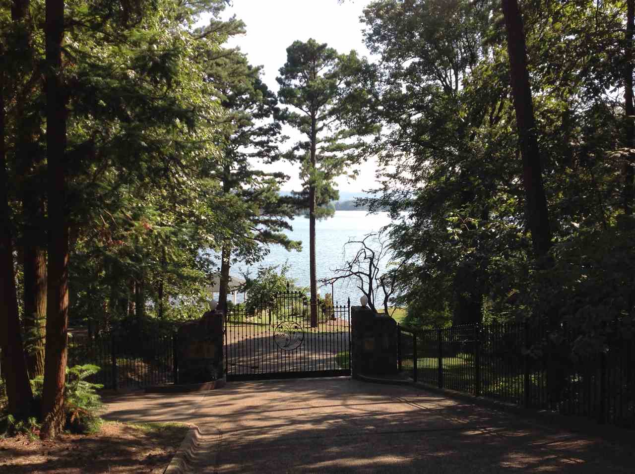 Arkridge Lake Estates - Land