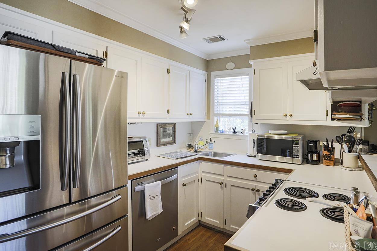 FOREST HEIGHTS PLACE - Residential