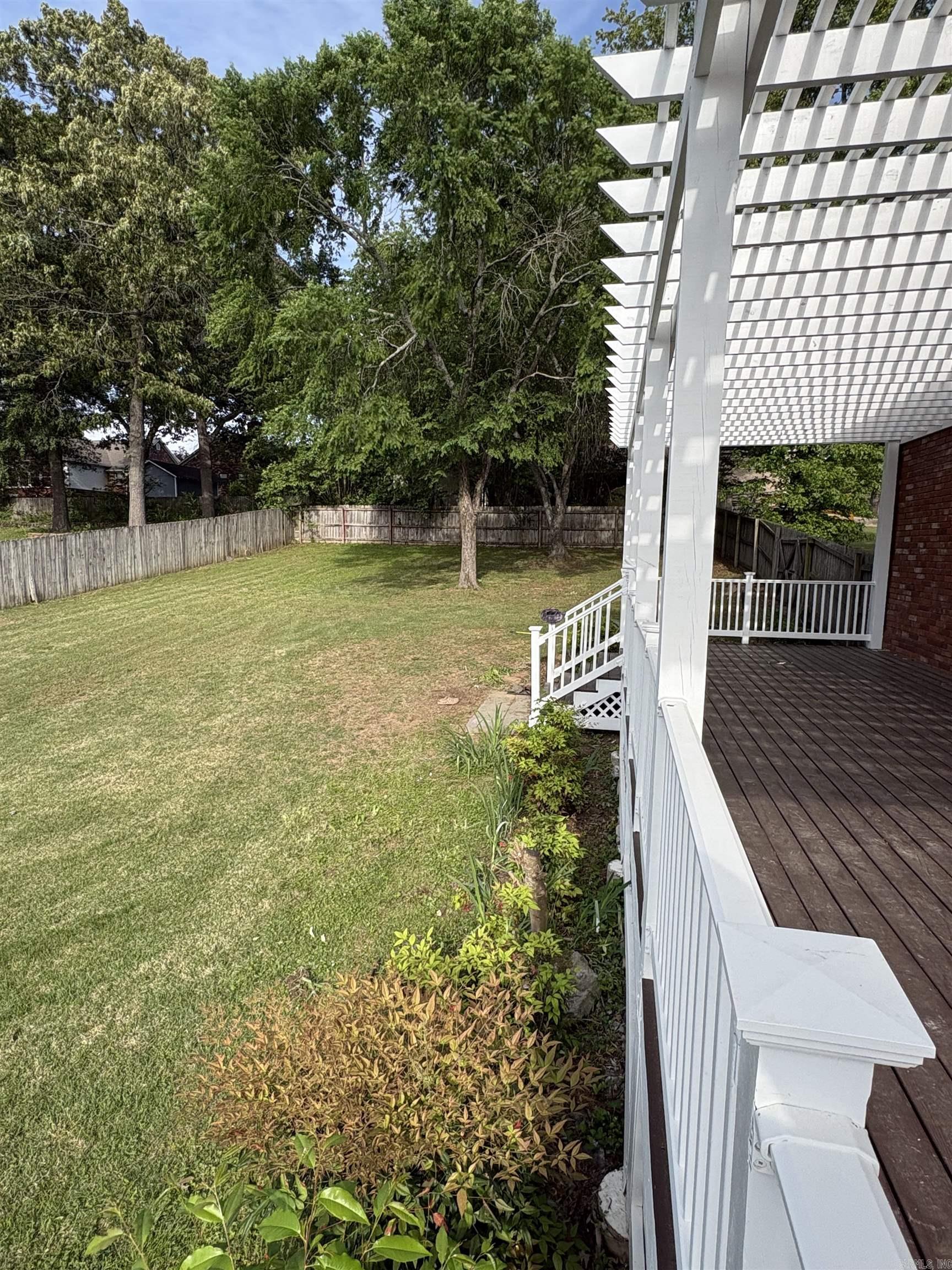 RIVER OAKS - Residential