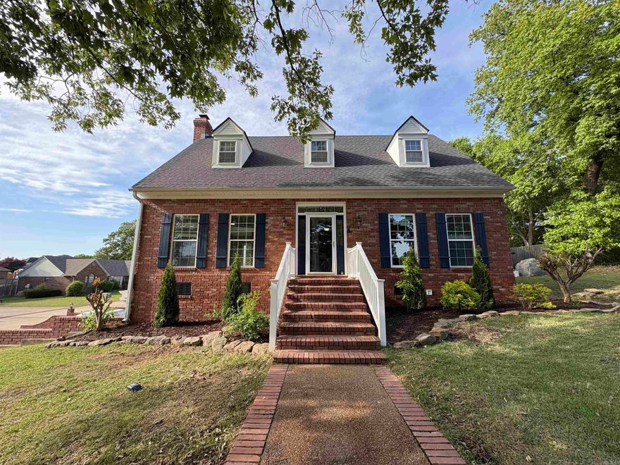 If you're looking for a beautiful place to spend time with friends and family, LOOK NO FURTHER! This 3BR/2BA home has a great floor plan and sits on a large corner lot in River Oaks subdivision.  Master suite on main level and 2 oversized bedrooms with jack and jill bathroom plus an office upstairs.  Bonus/media room in the basement with new tankless water heater.   All new paint, quartz countertops, bathroom tile, appliances & fixtures, waterproof luxury vinyl plank flooring.  Golf course, medical center, retail, Harding University all nearby.  ~~Remodel to be completed in about 2 weeks.