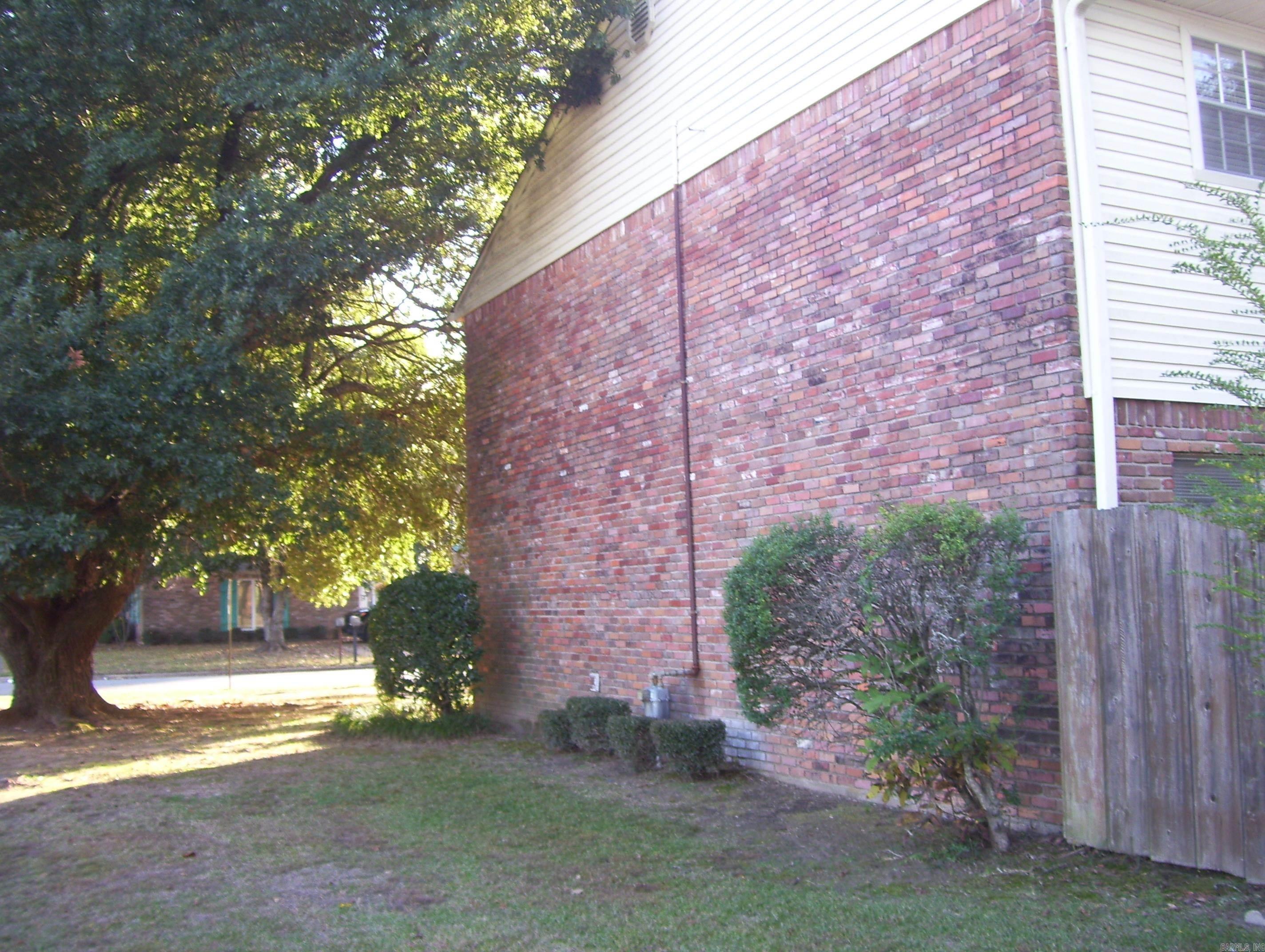 GREENBRIAR HORZ PROP REGIME - Residential