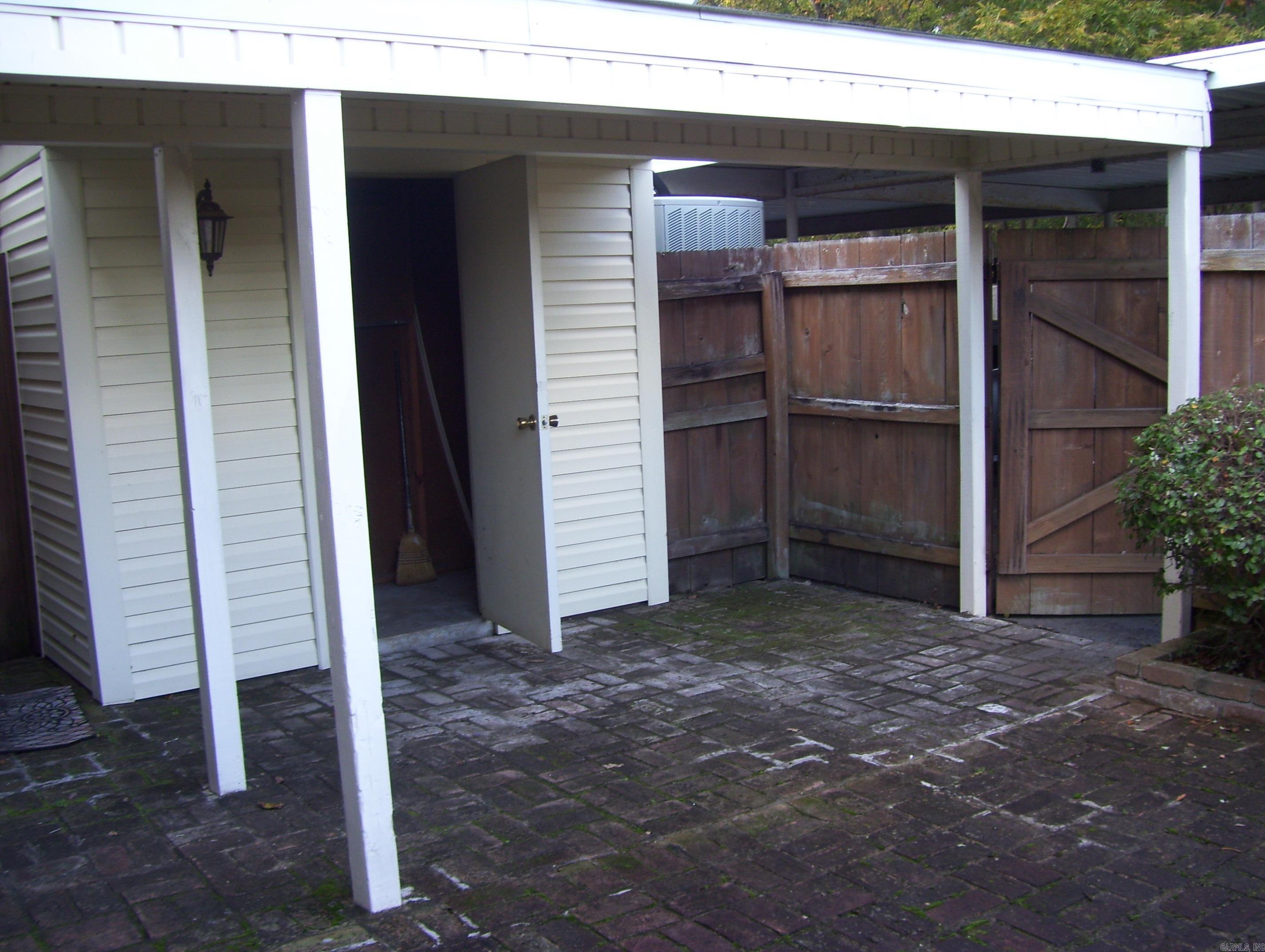 GREENBRIAR HORZ PROP REGIME - Residential