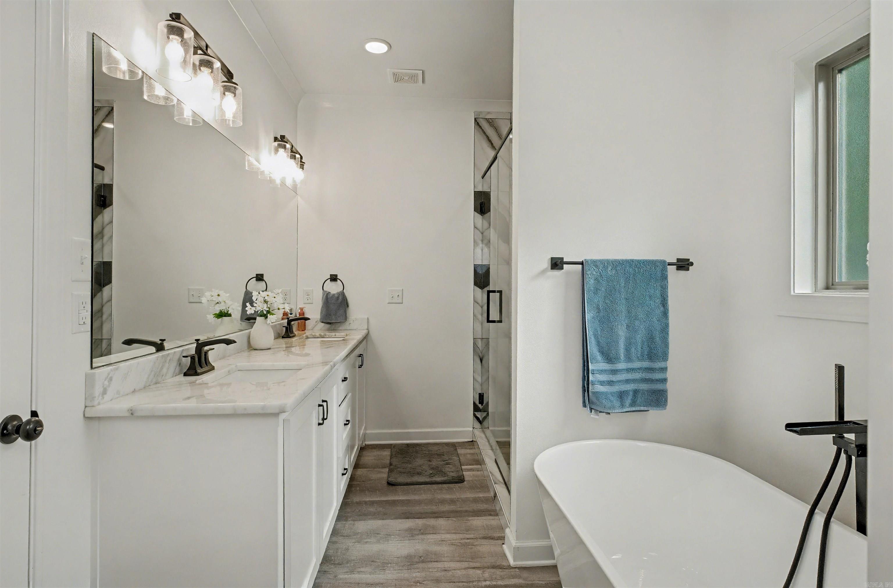 LEGACY POINTE - Residential