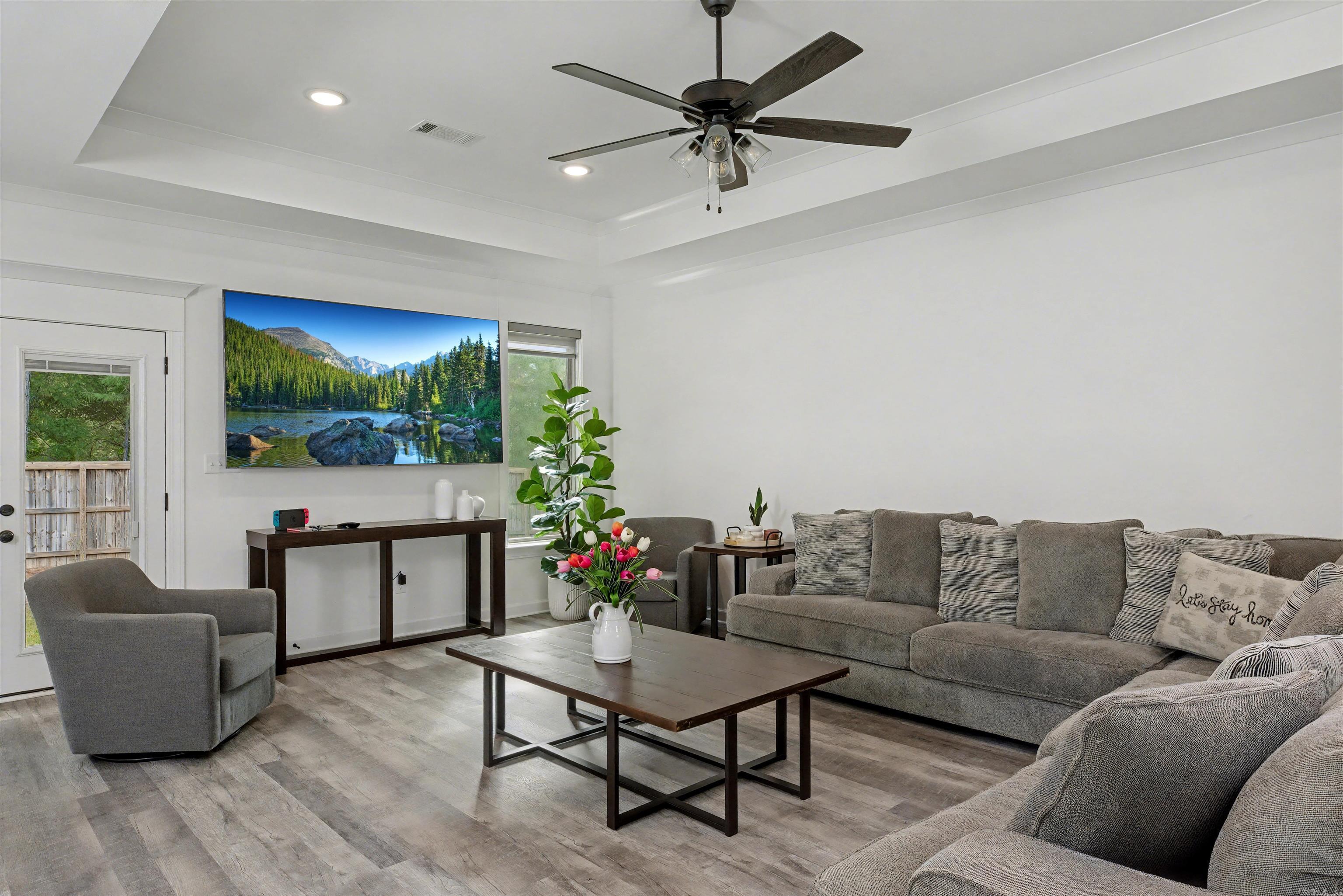 LEGACY POINTE - Residential