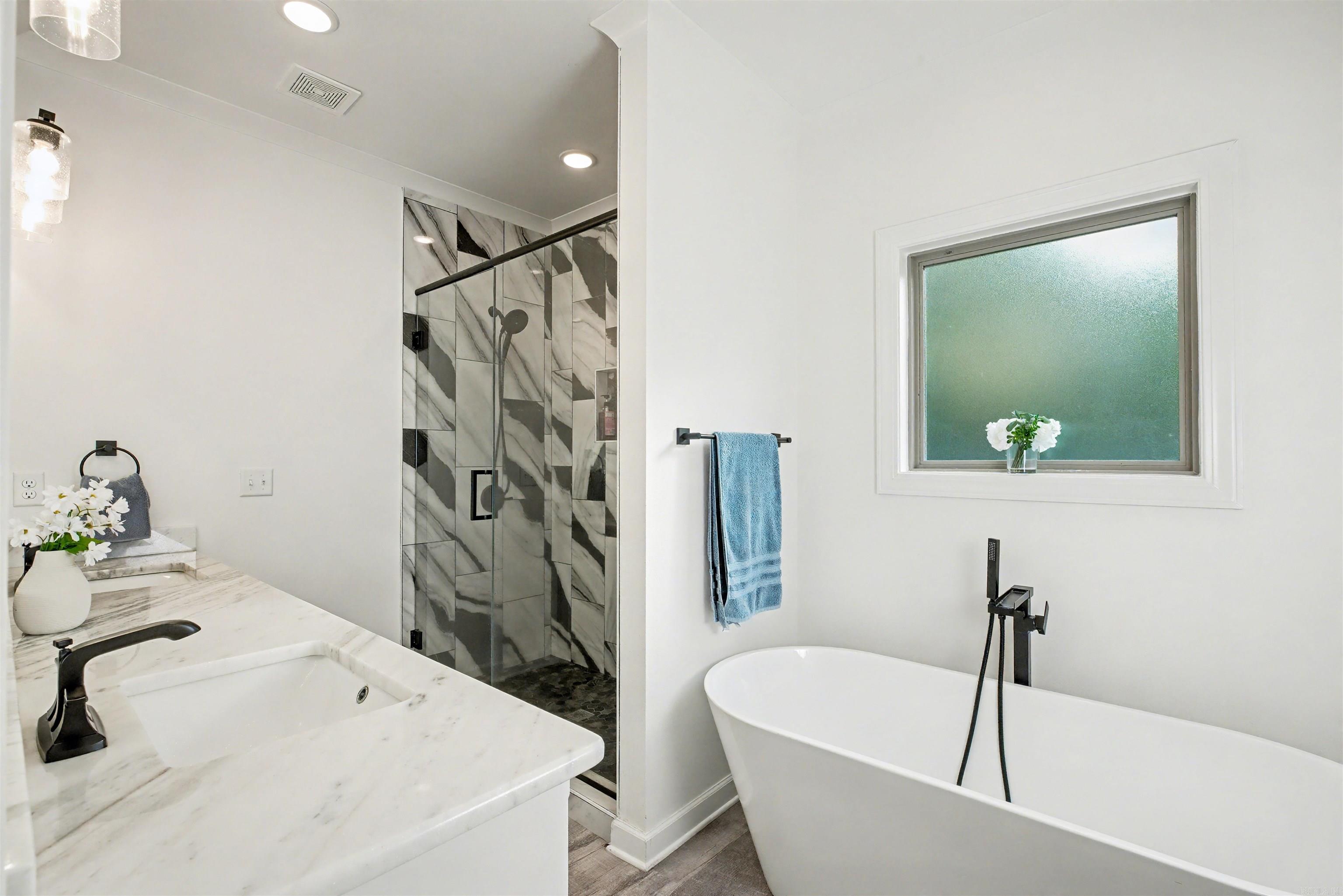 LEGACY POINTE - Residential