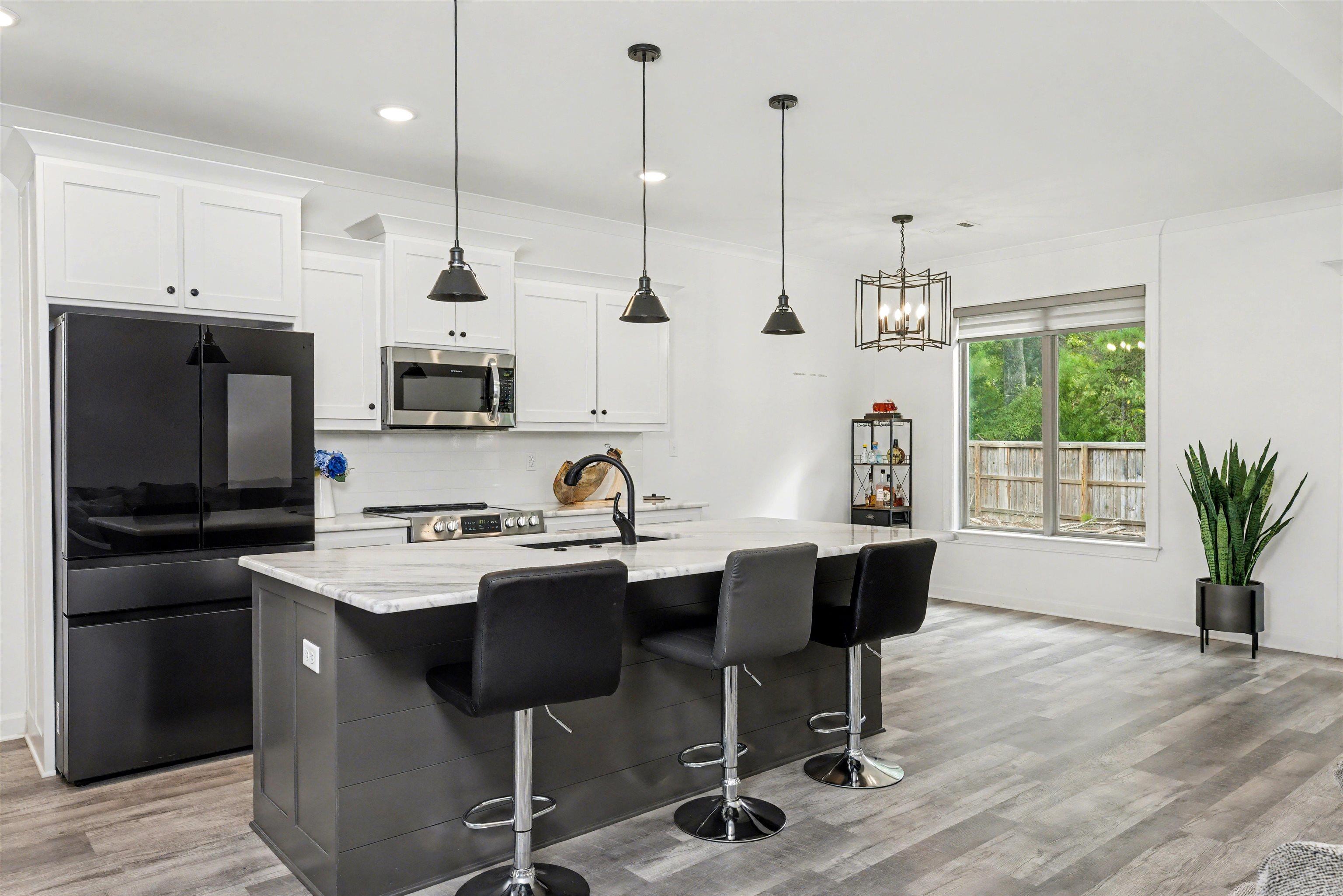LEGACY POINTE - Residential