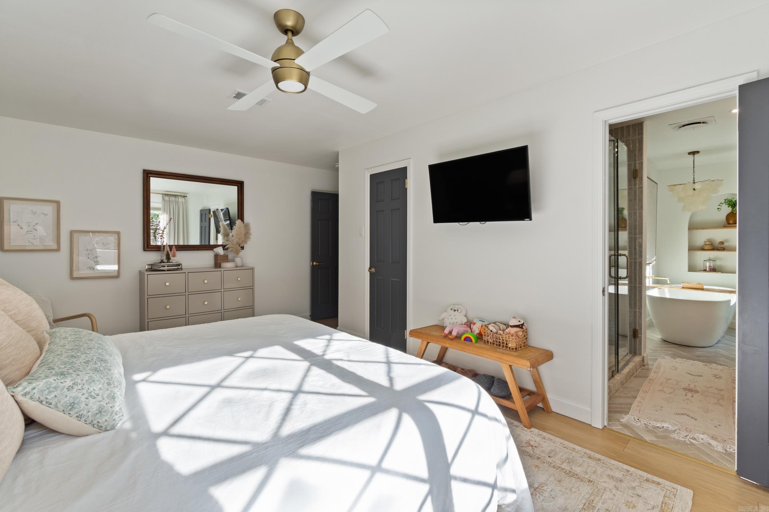 SMOKING OAKS ADD - Residential