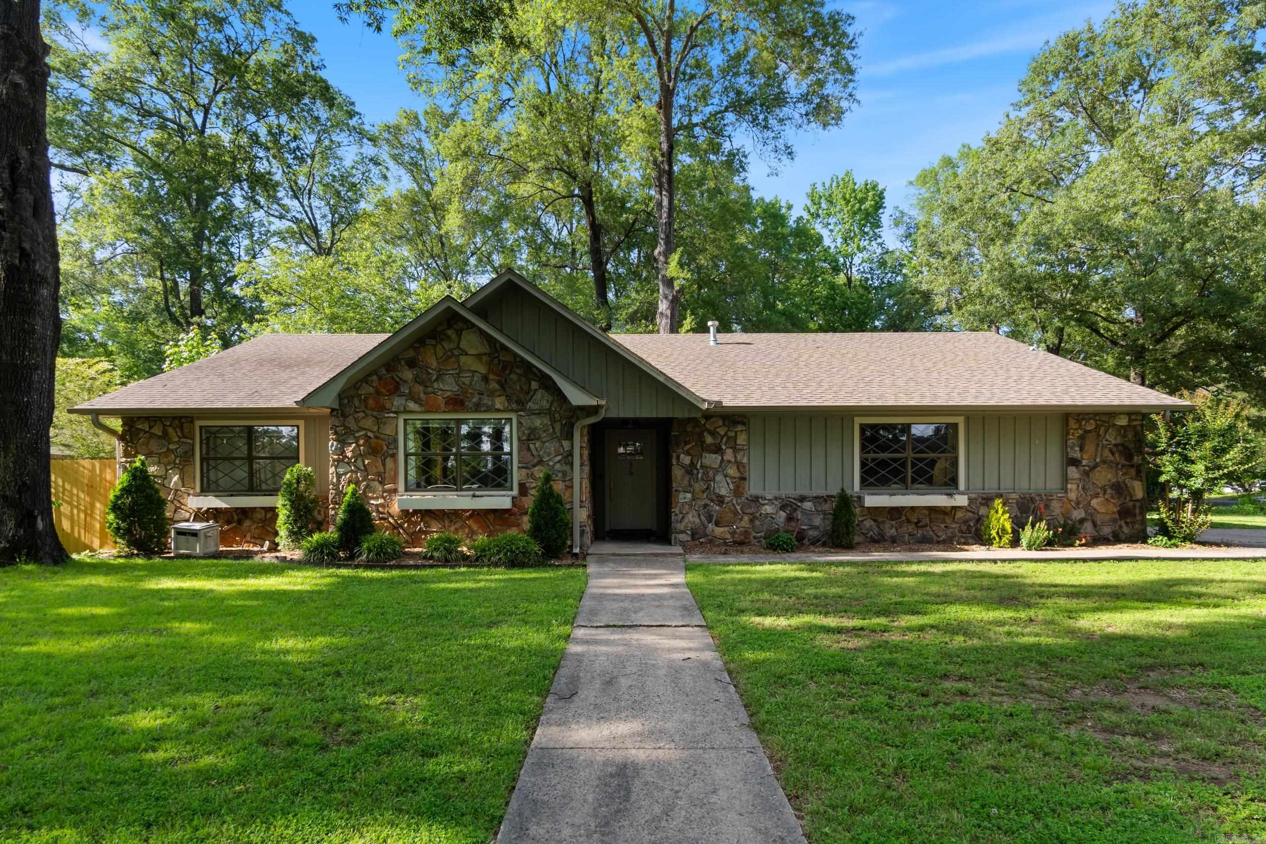 SMOKING OAKS ADD - Residential
