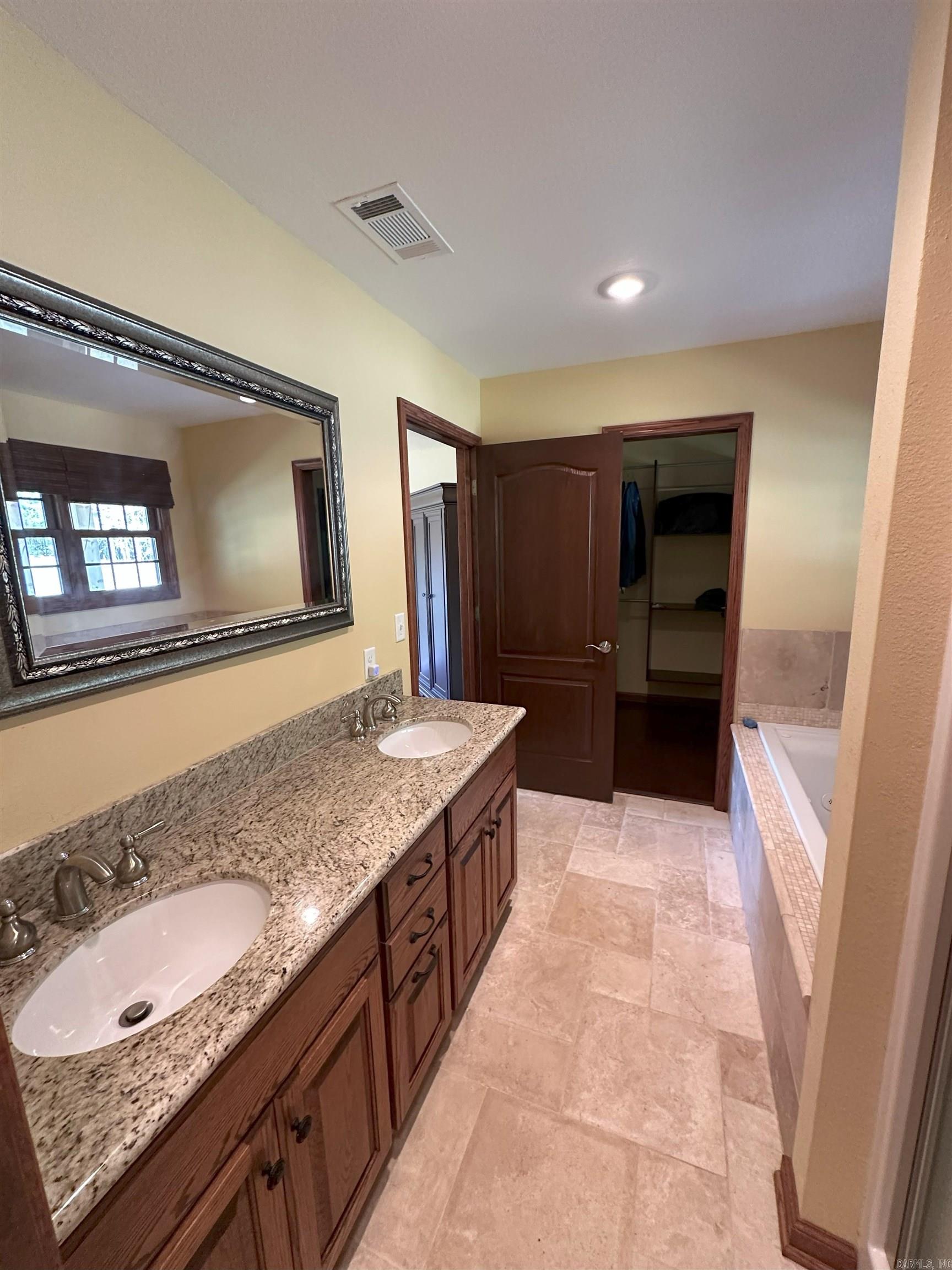 Island Shores Phase 2 - Residential