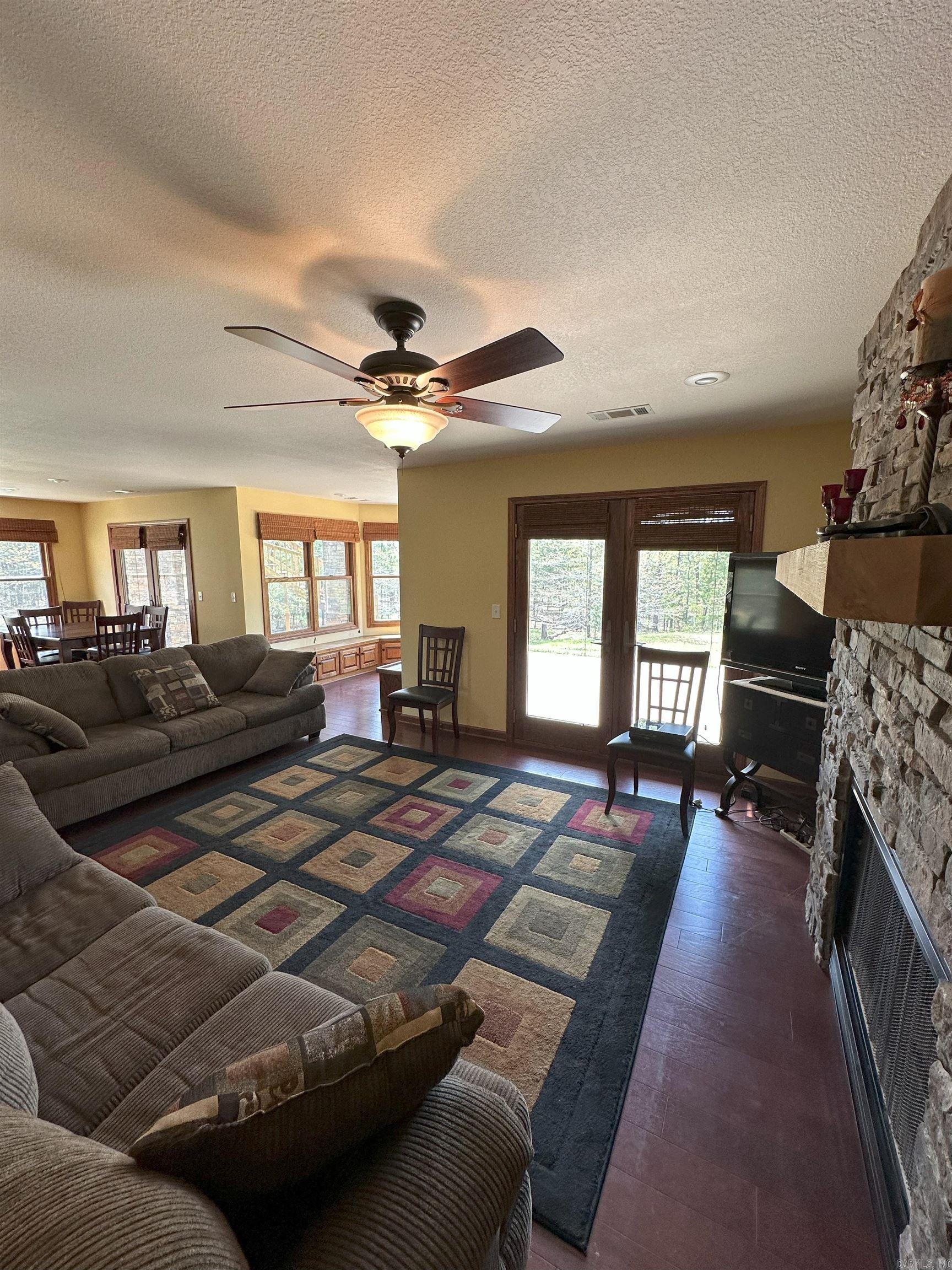 Island Shores Phase 2 - Residential