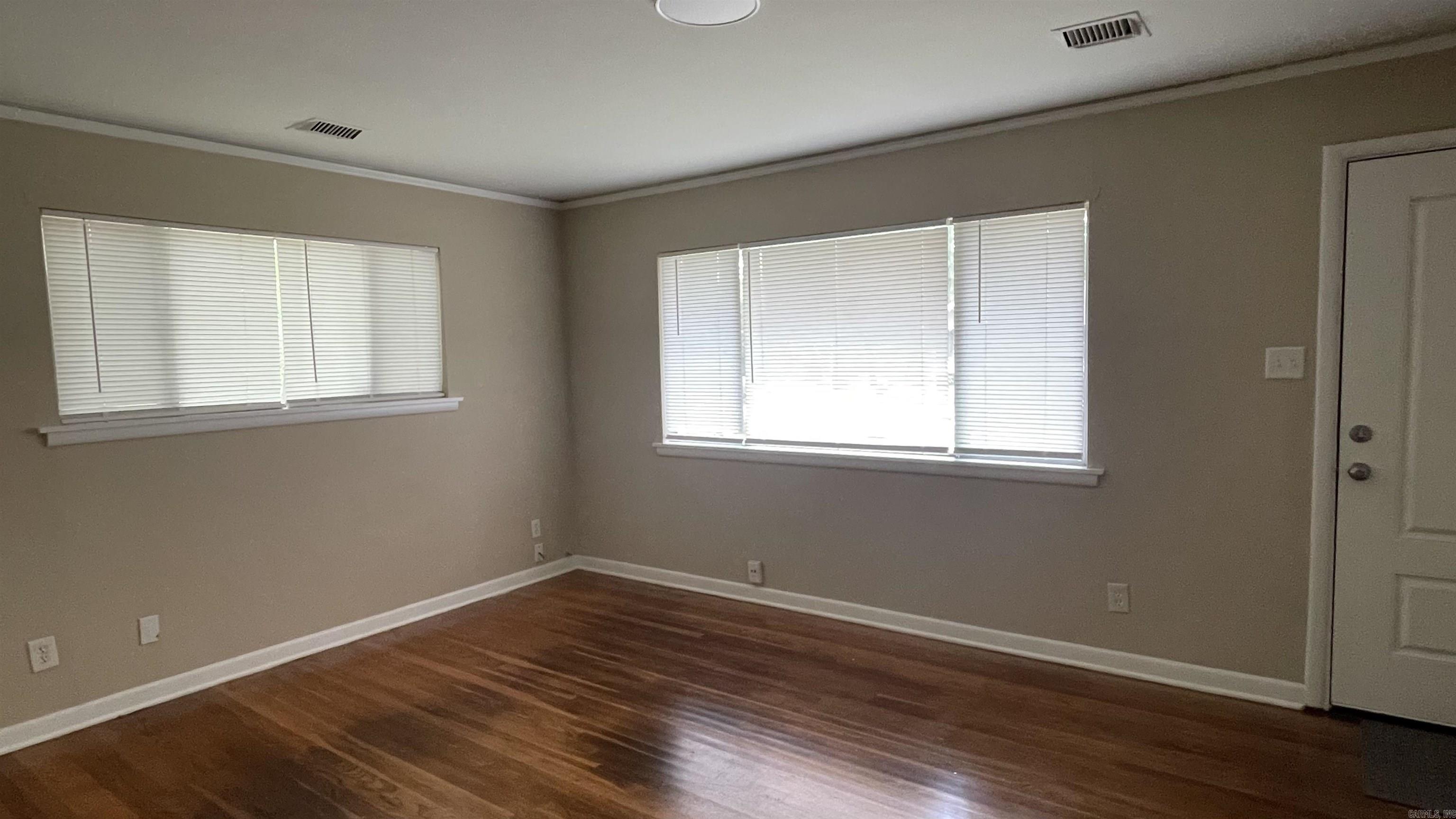 FOREST HILLS - Residential