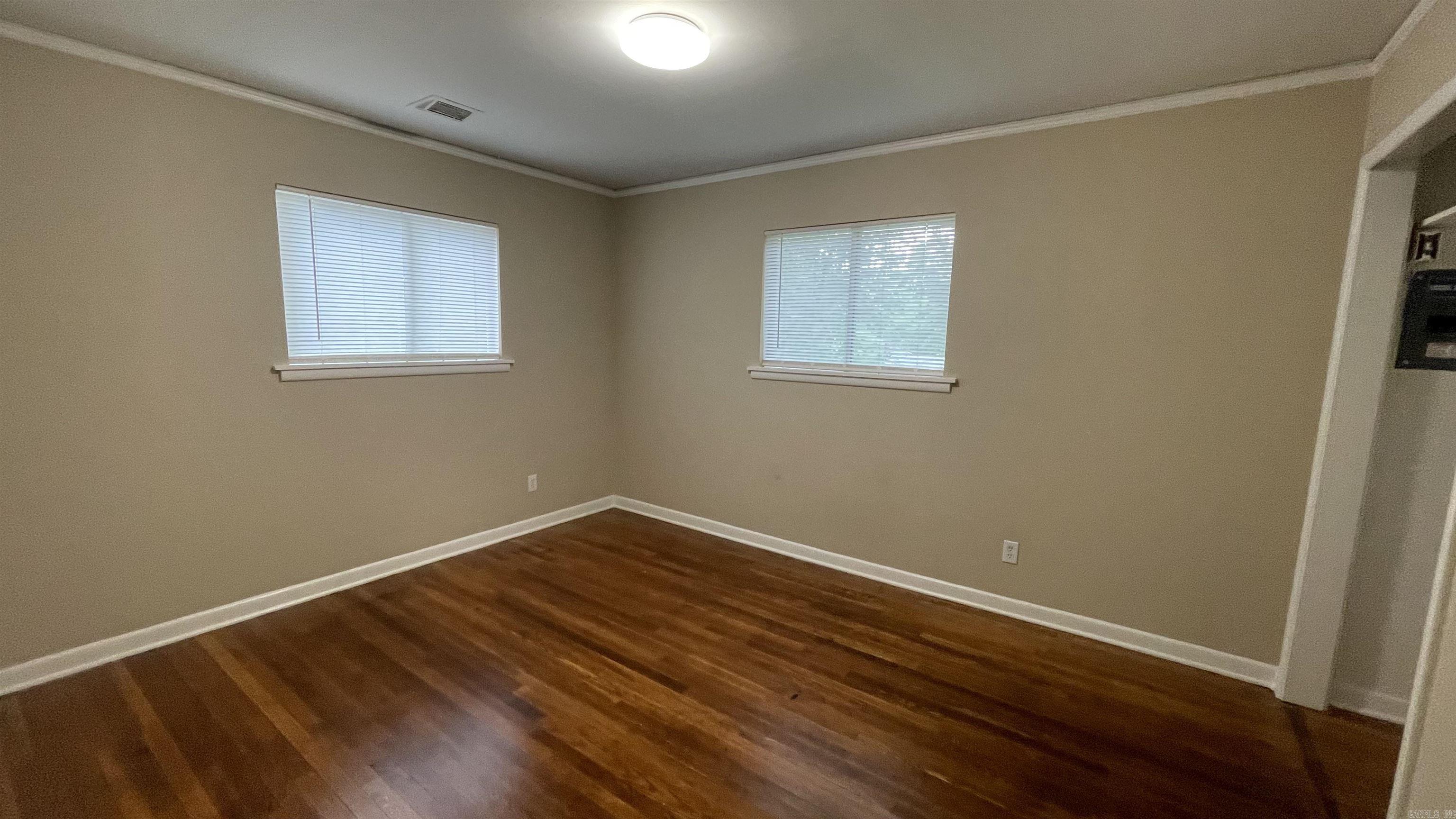 FOREST HILLS - Residential