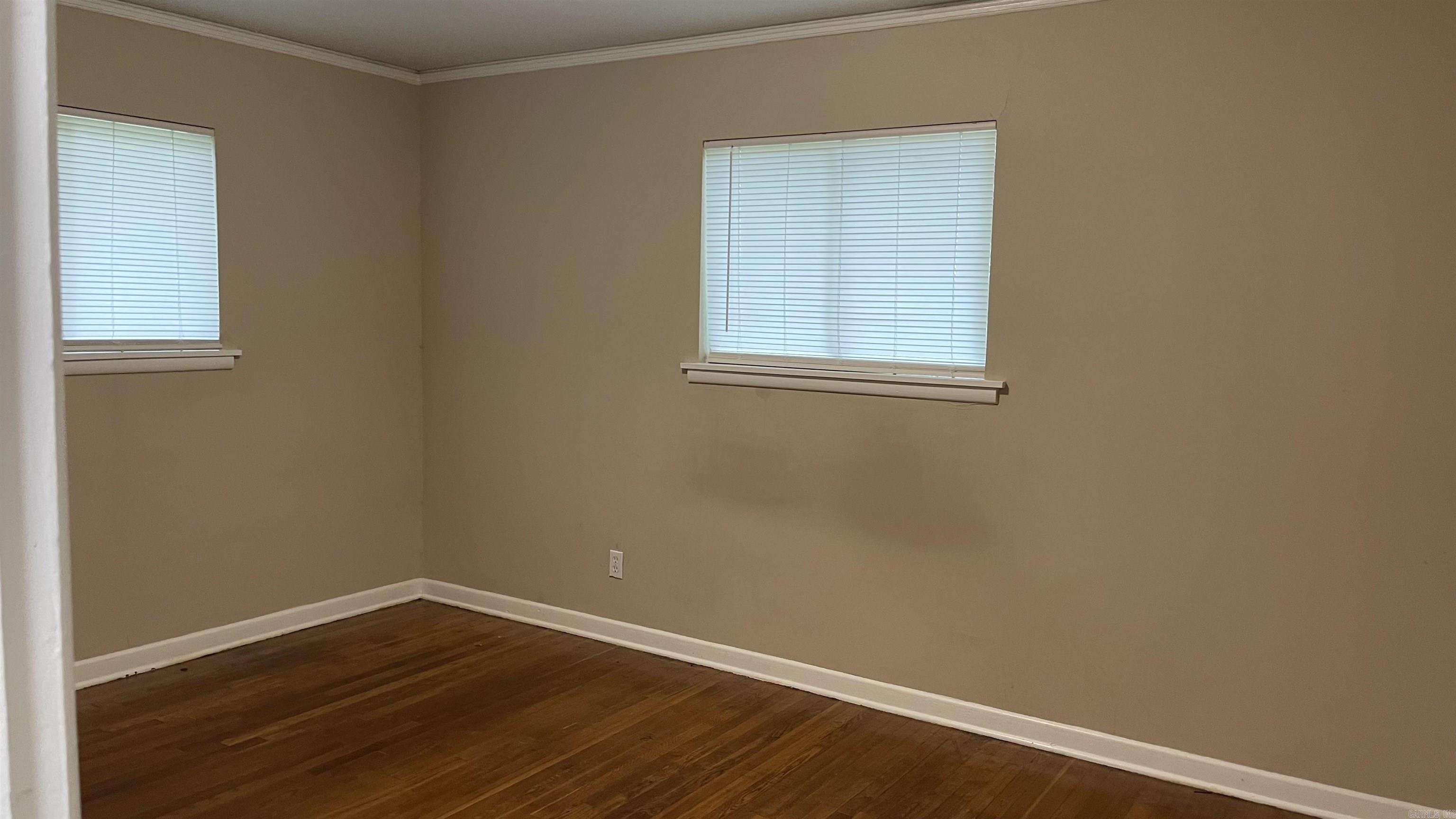 FOREST HILLS - Residential