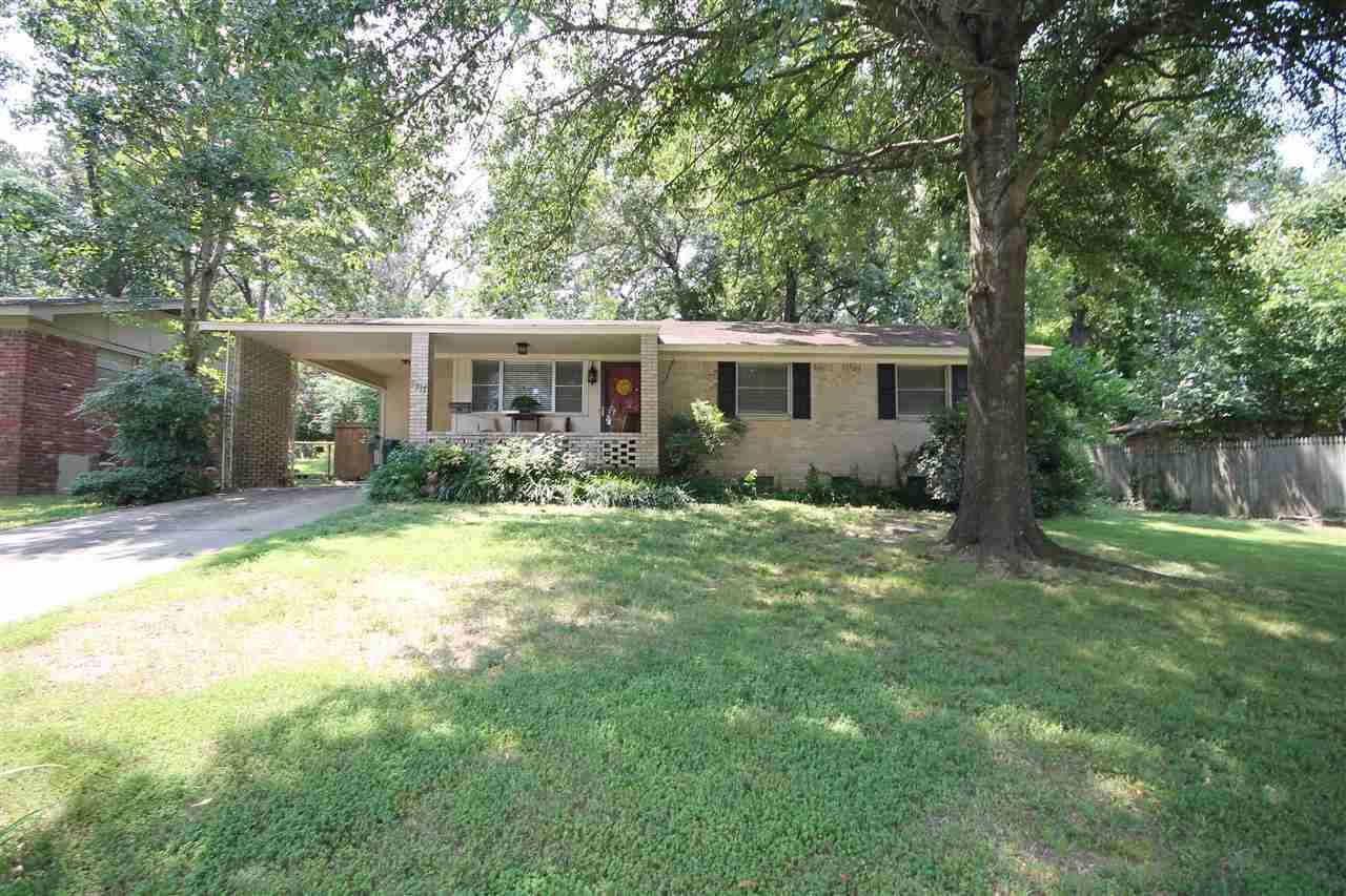 Remarkable move in ready home in Leawood! Open layout with beautiful hardwood floors. Kitchen with breakfast bar and stainless appliances. Dining area open to kitchen with built ins and French doors leading to spacious sunroom. Nice sized private backyard with landscaping and wooden fence. Hvac replaced 2012, hot water heater replaced 2011. A must see in the area.