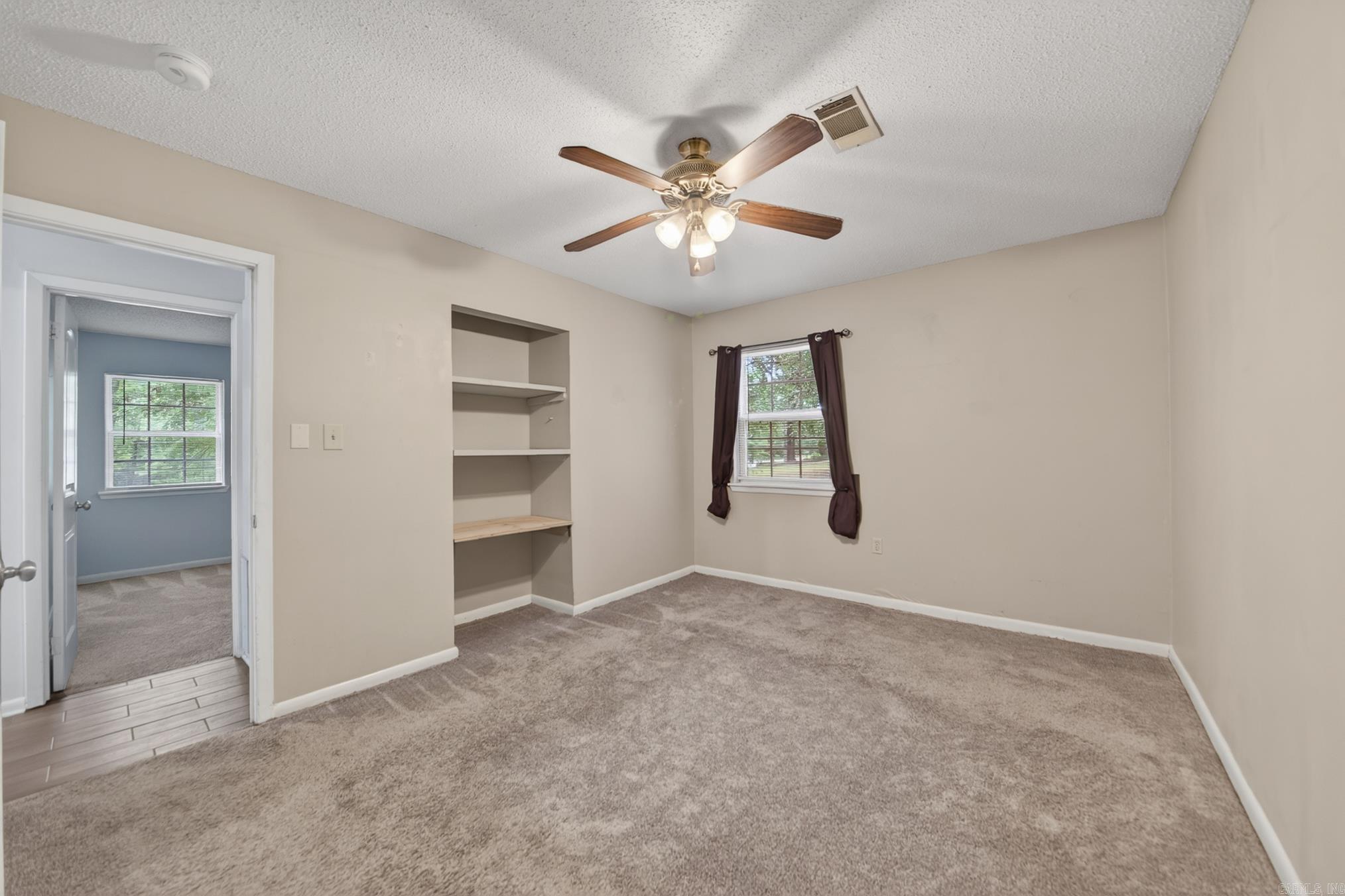 NORTH RIDGE - Residential