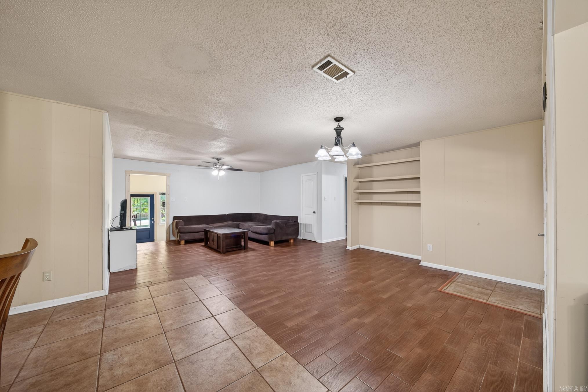 NORTH RIDGE - Residential