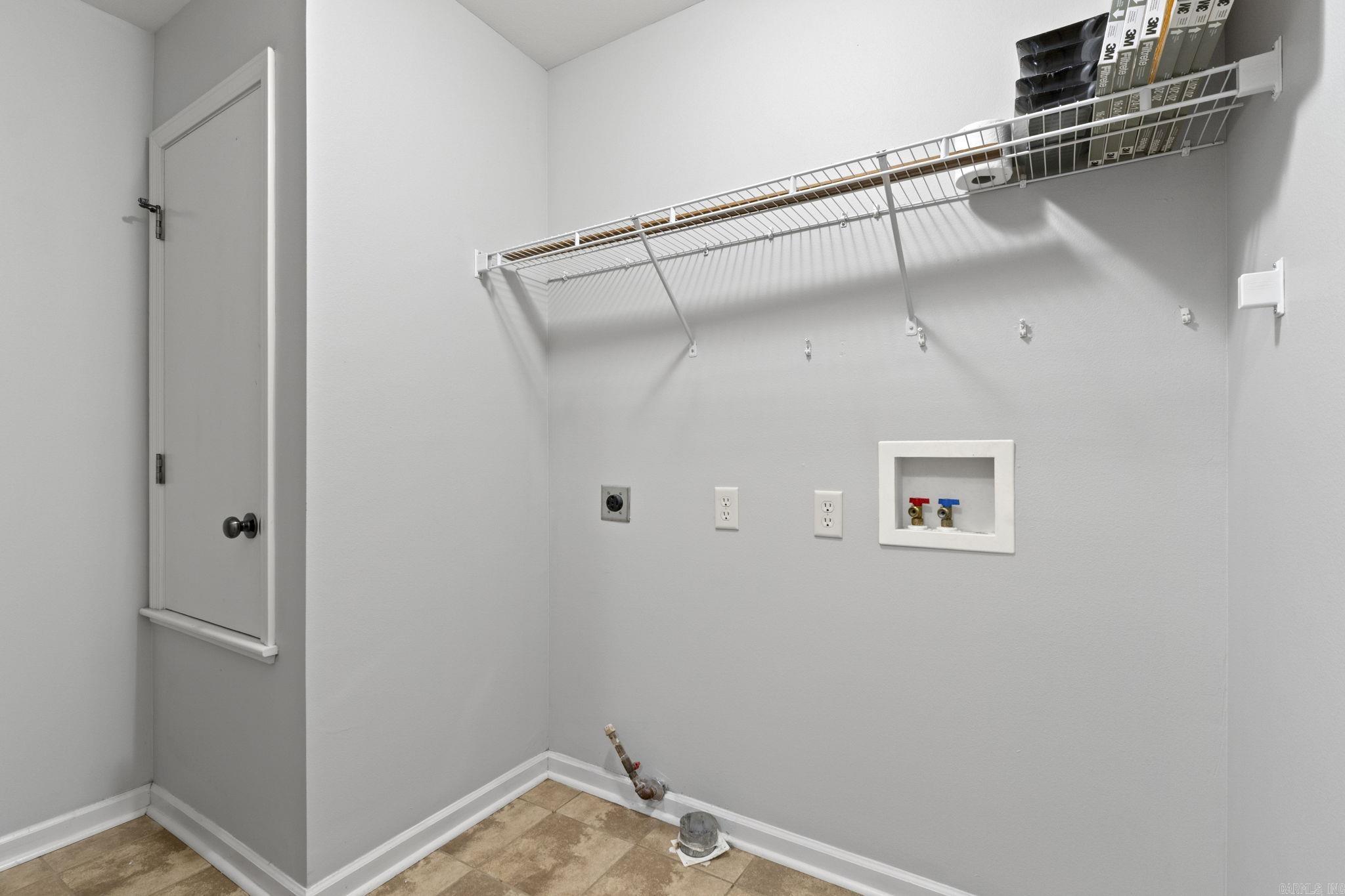 HARTFORD HILLS - Residential