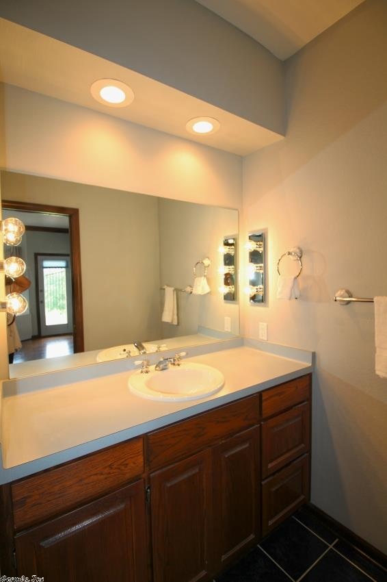 BALTANAS - Residential