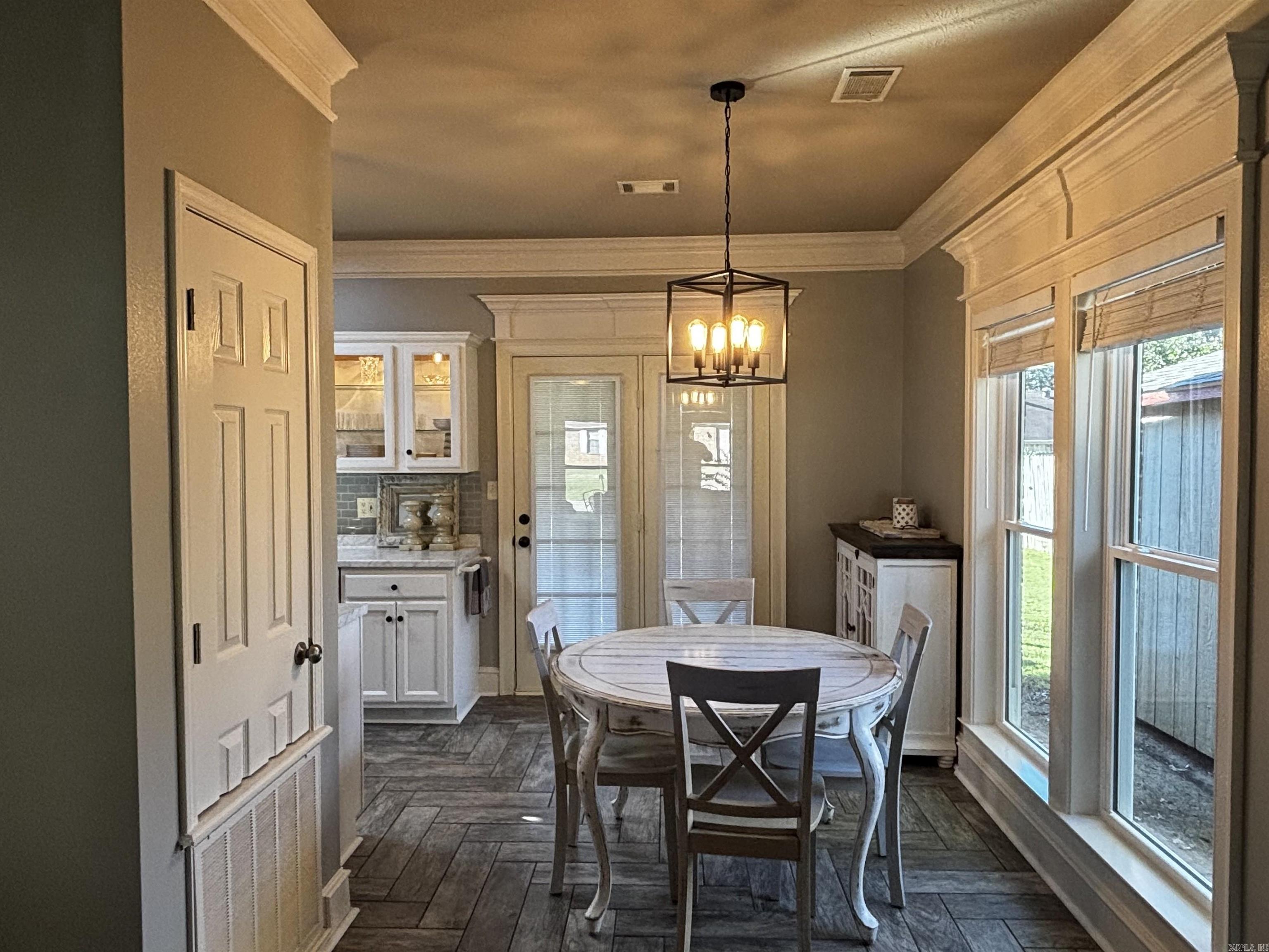 WEST POINTE - Residential