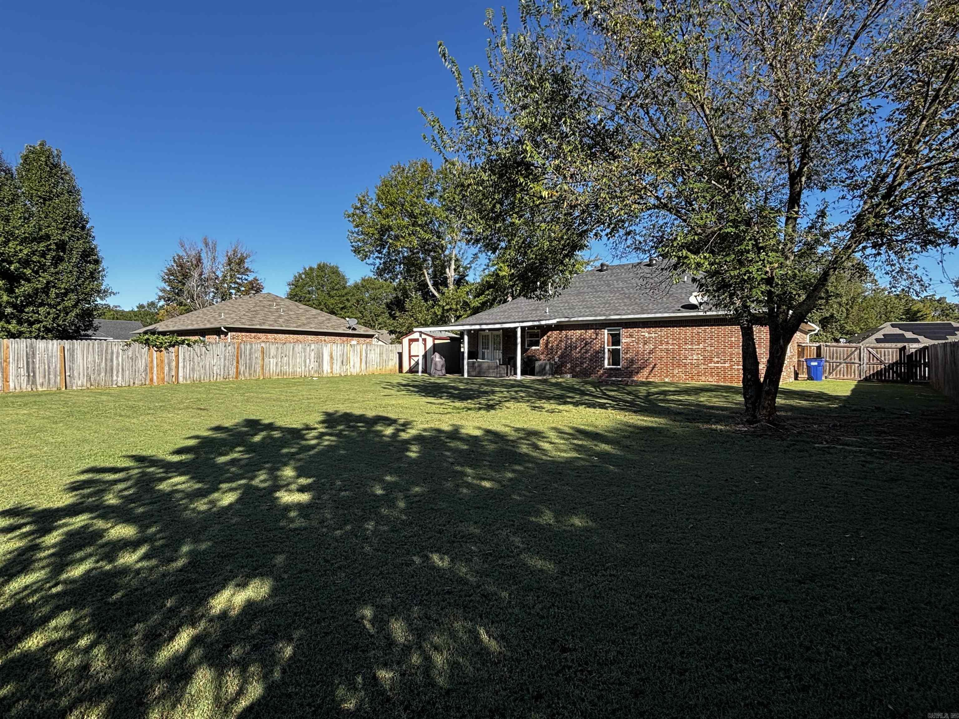 WEST POINTE - Residential
