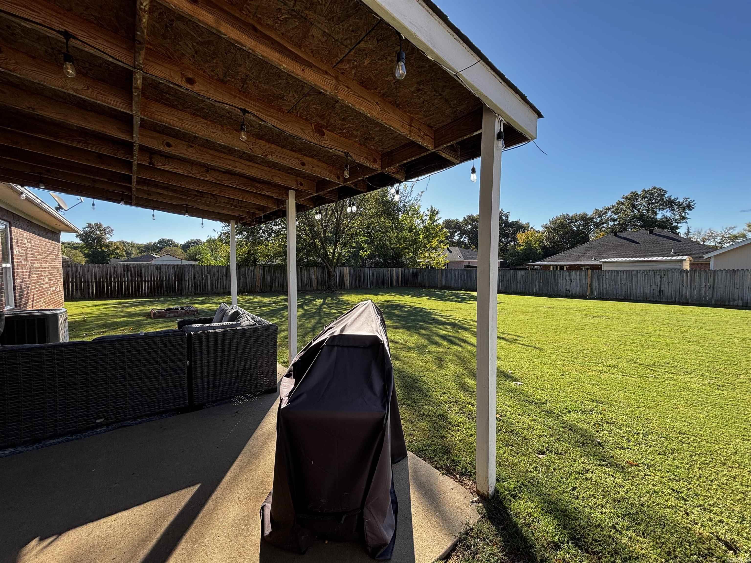 WEST POINTE - Residential