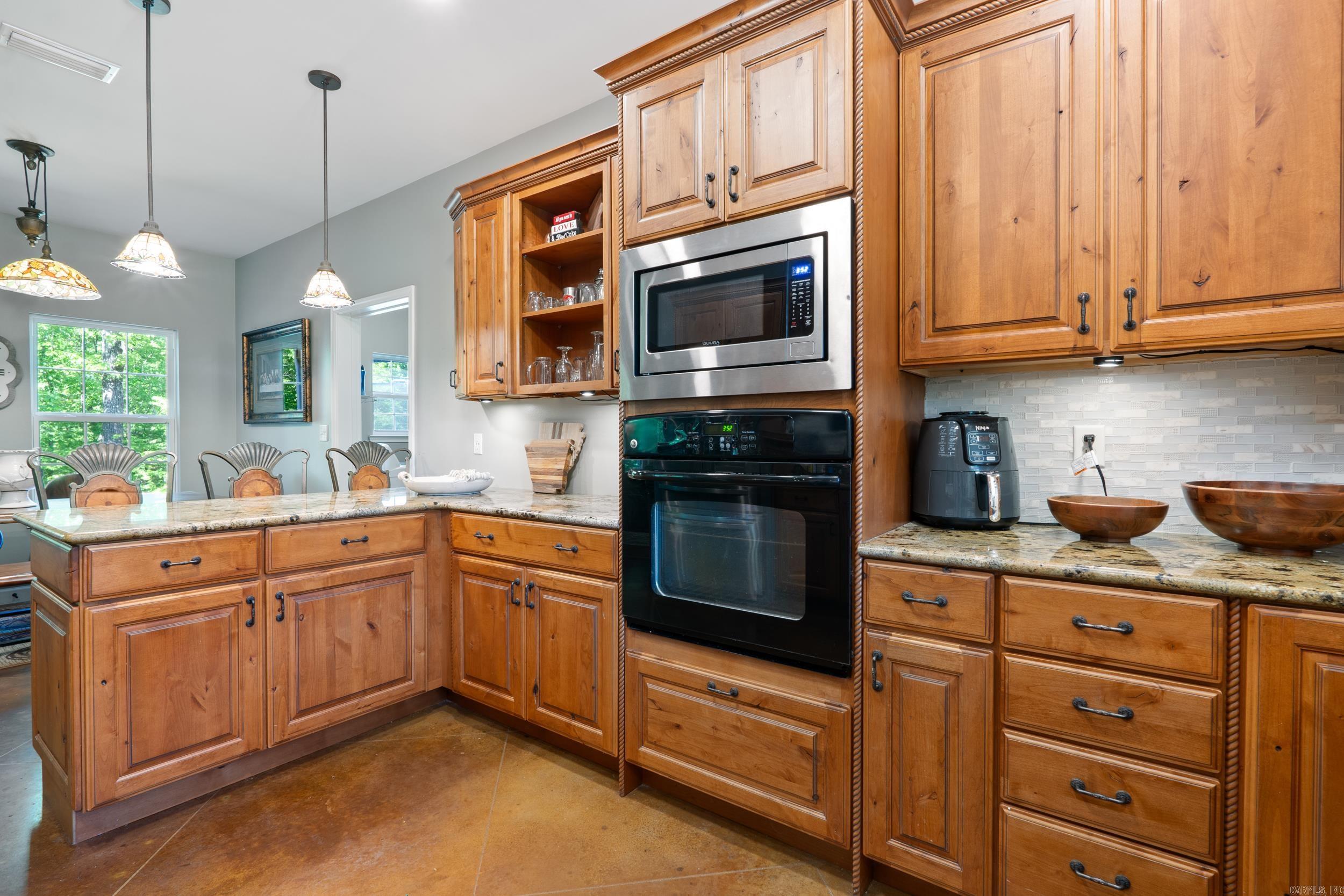 DOGWOOD TRAIL ESTATES - Residential