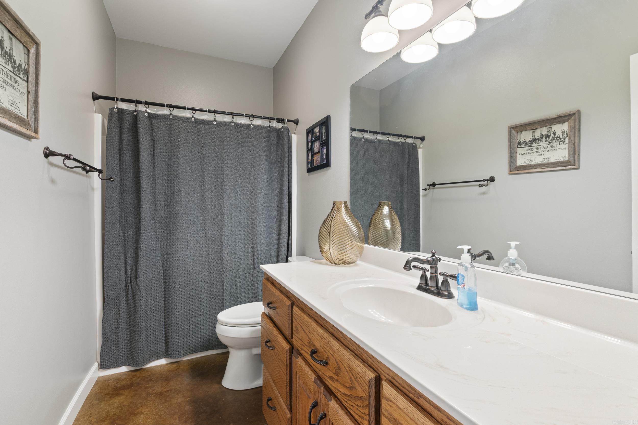 DOGWOOD TRAIL ESTATES - Residential