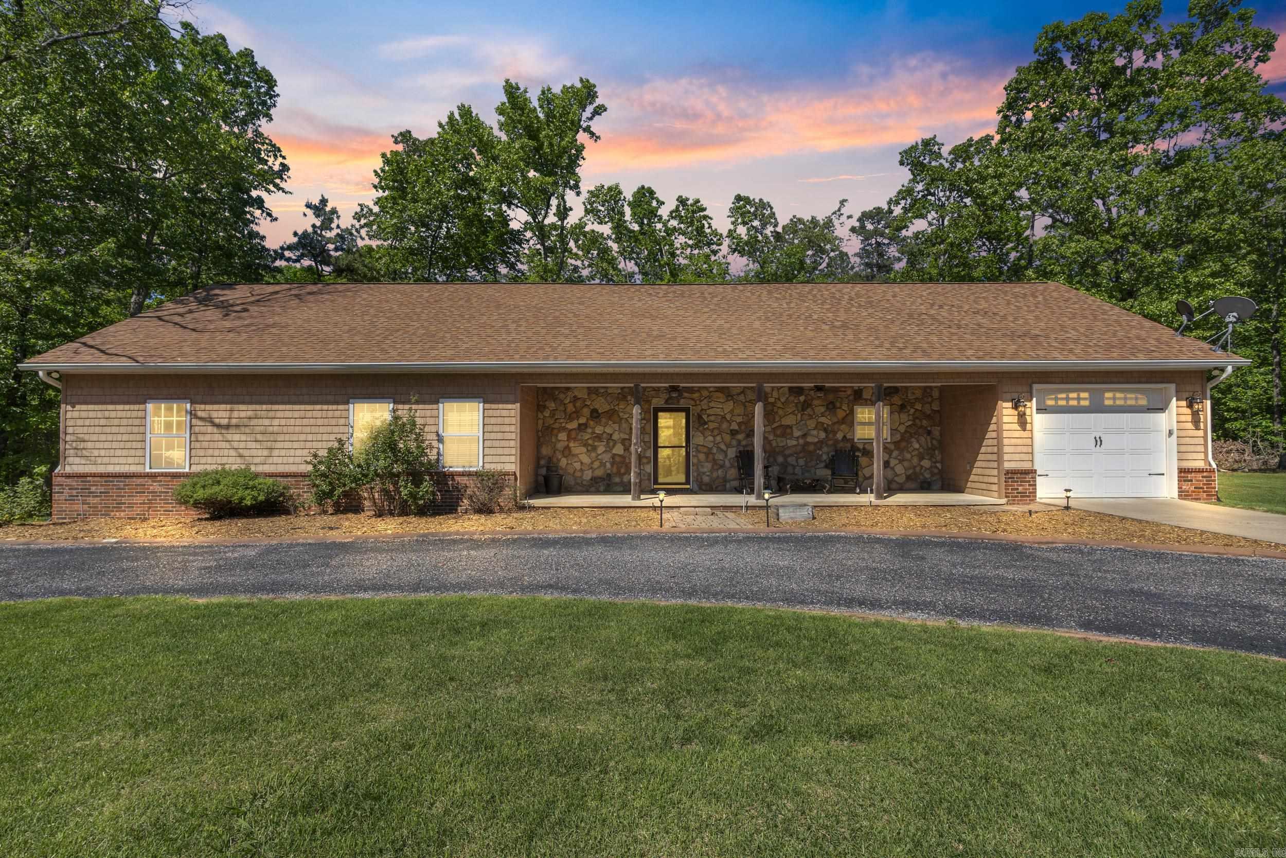 DOGWOOD TRAIL ESTATES - Residential