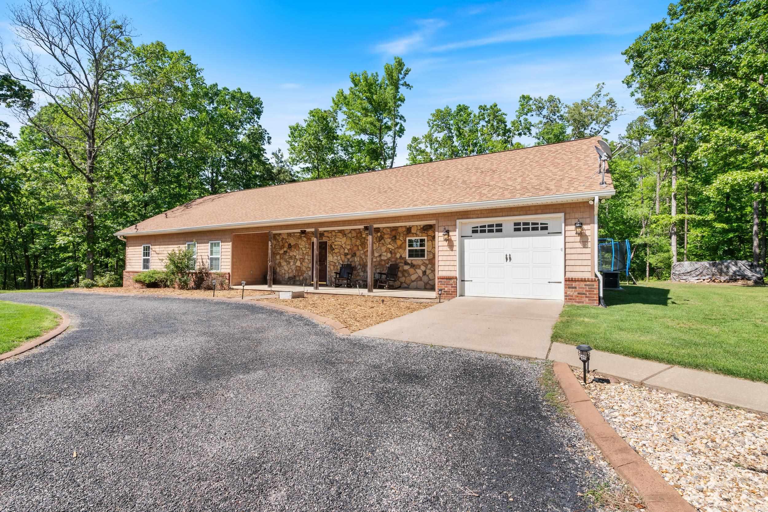 DOGWOOD TRAIL ESTATES - Residential