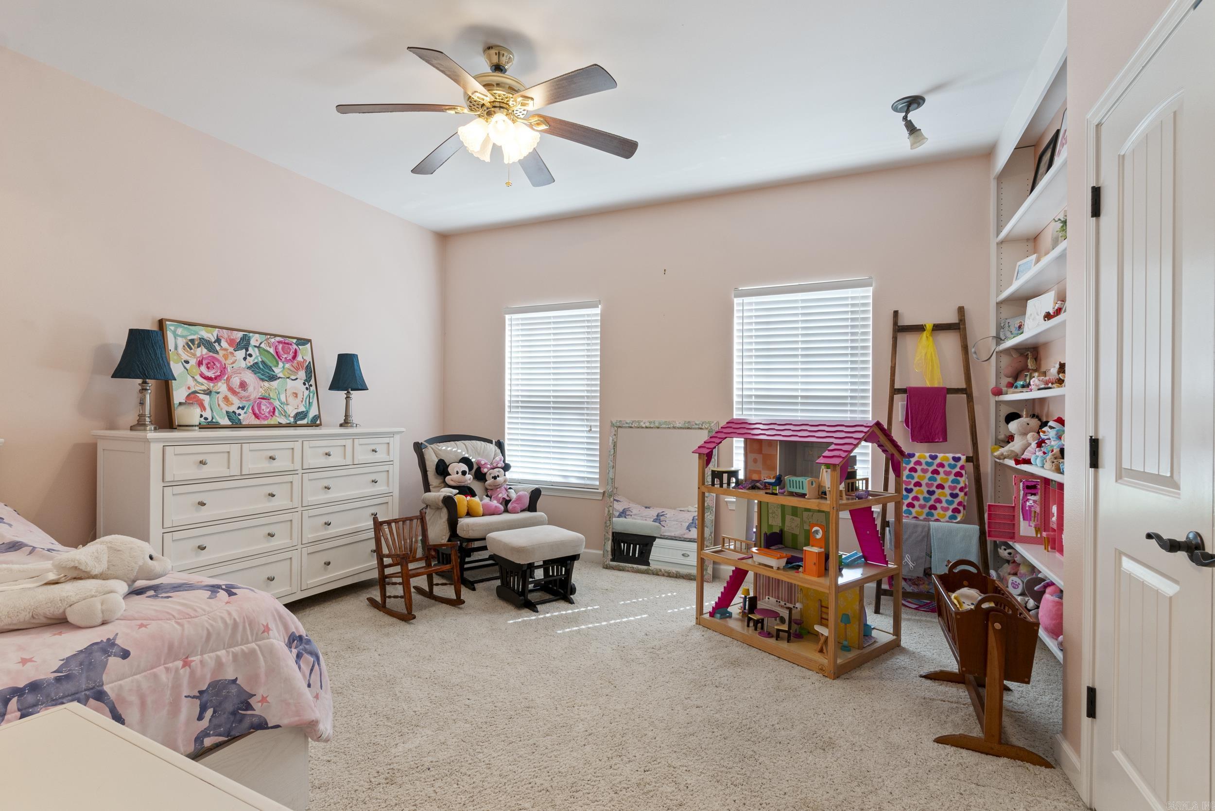 DOGWOOD TRAIL ESTATES - Residential