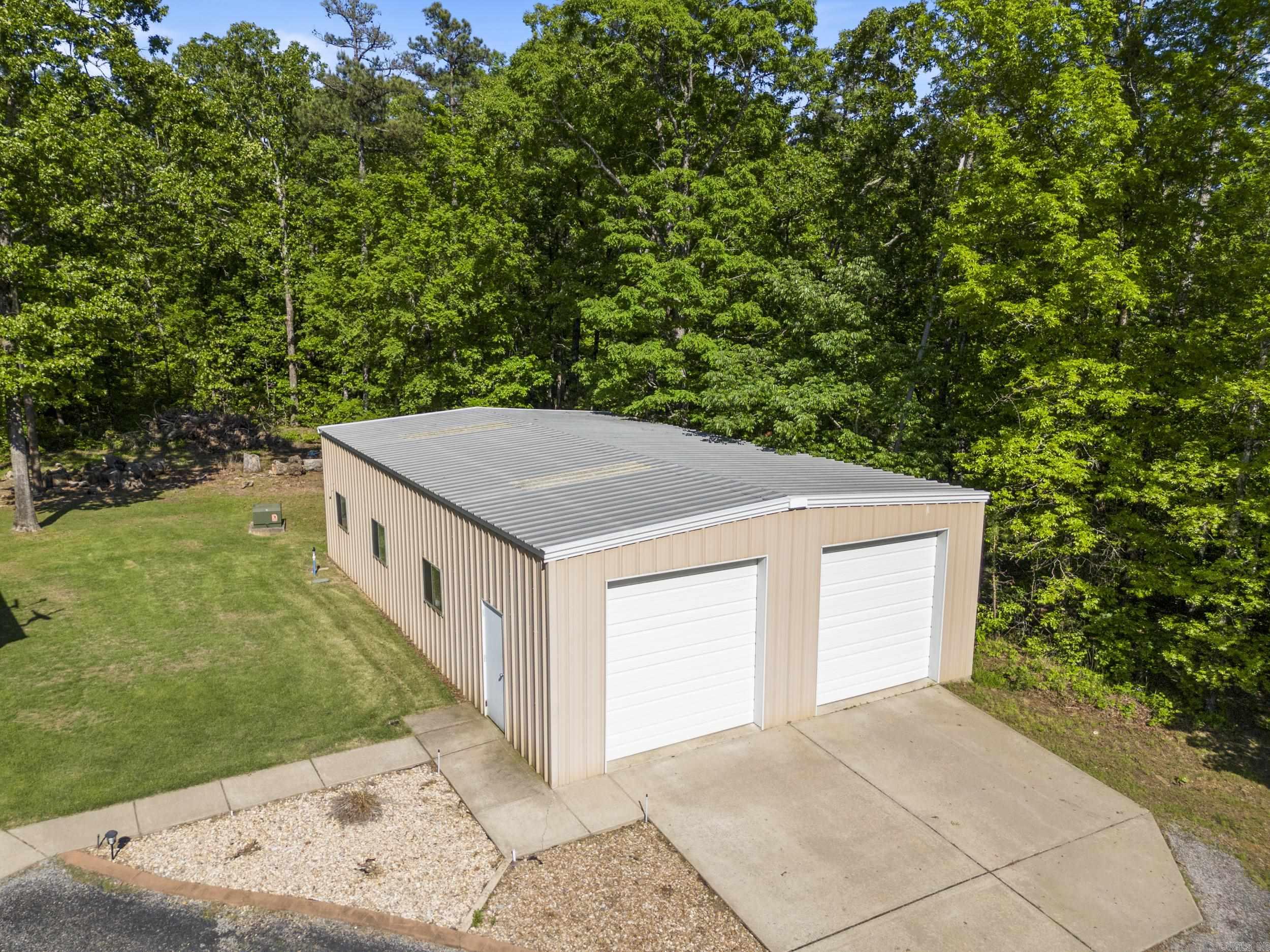 DOGWOOD TRAIL ESTATES - Residential