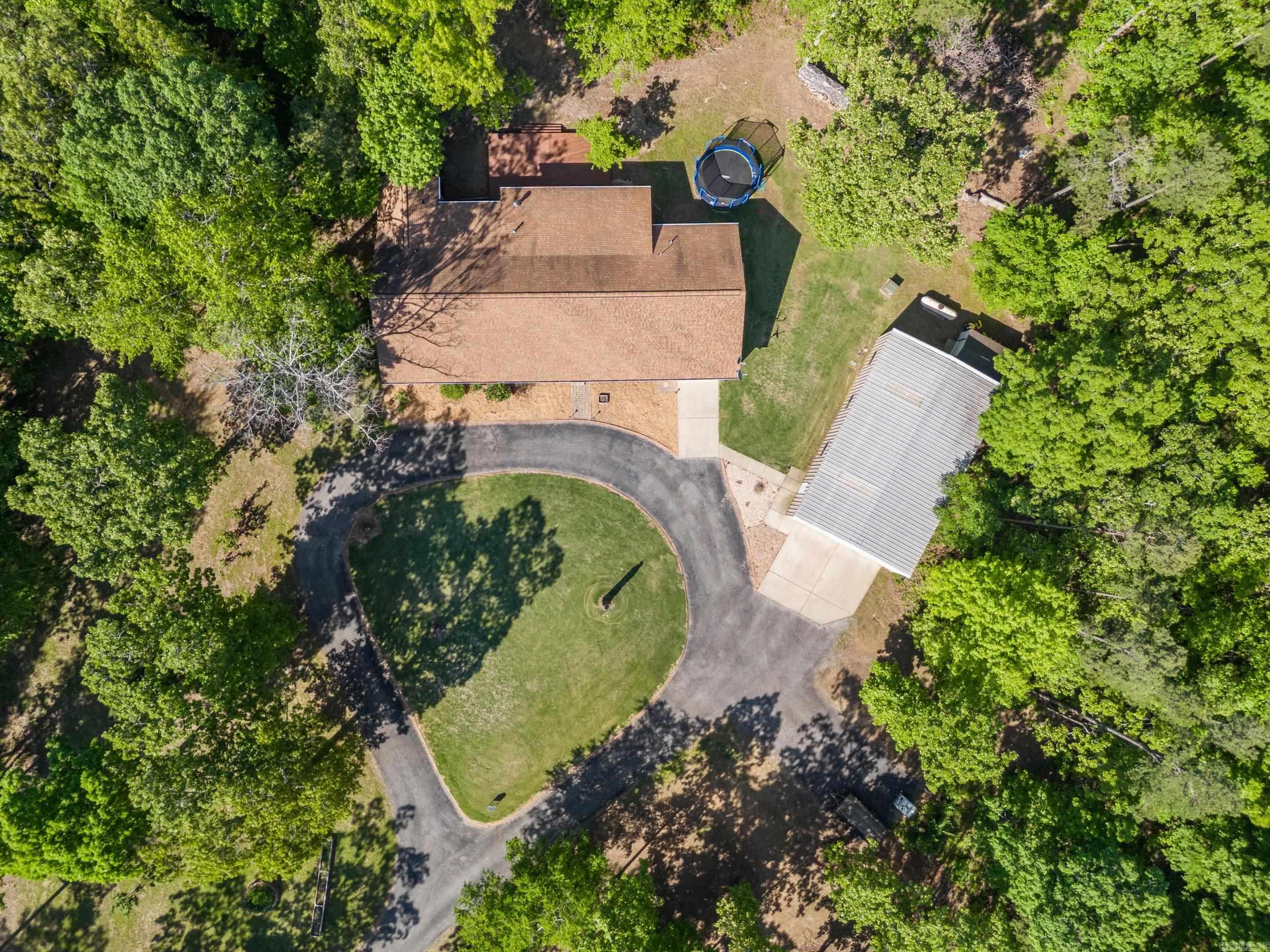DOGWOOD TRAIL ESTATES - Residential