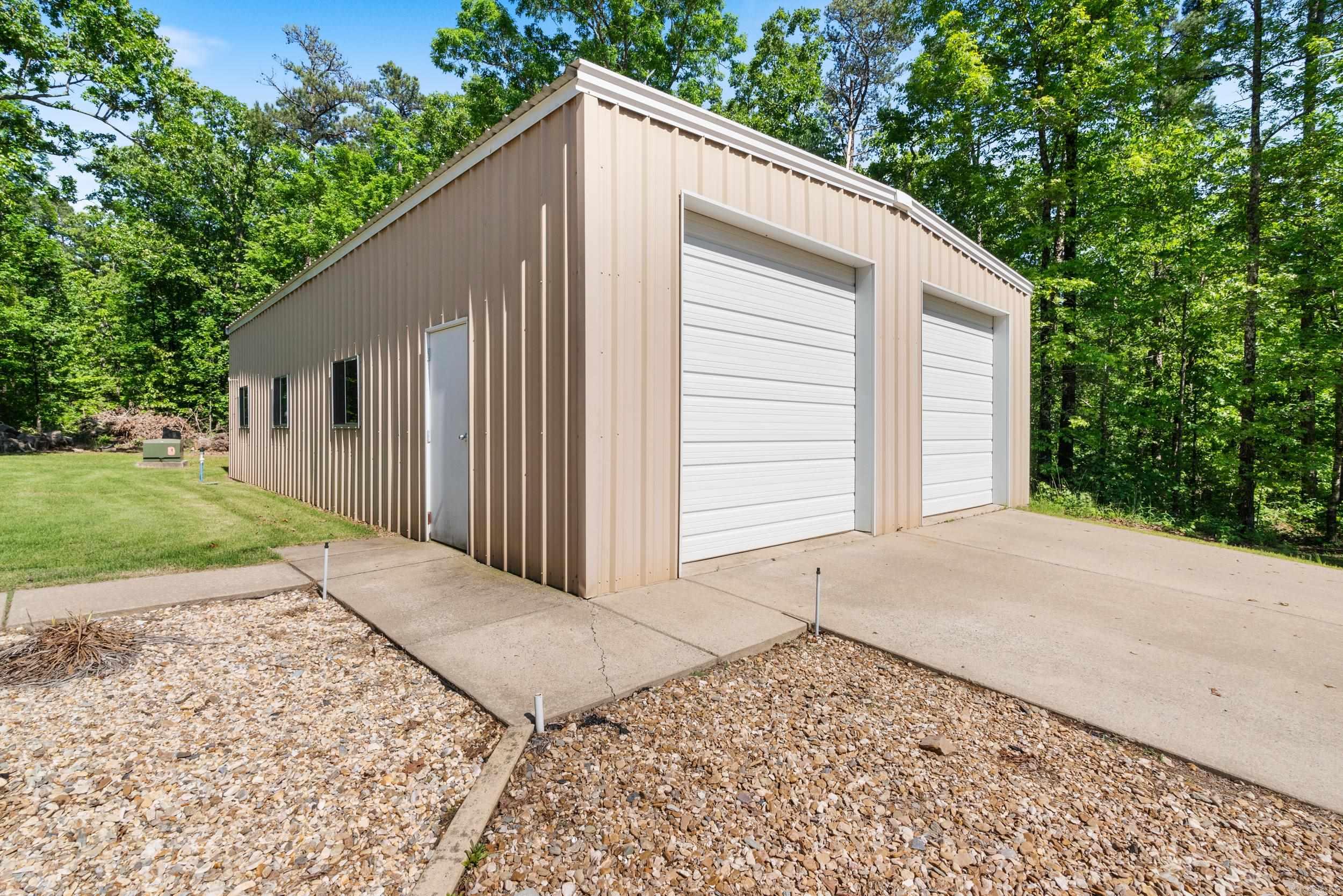 DOGWOOD TRAIL ESTATES - Residential