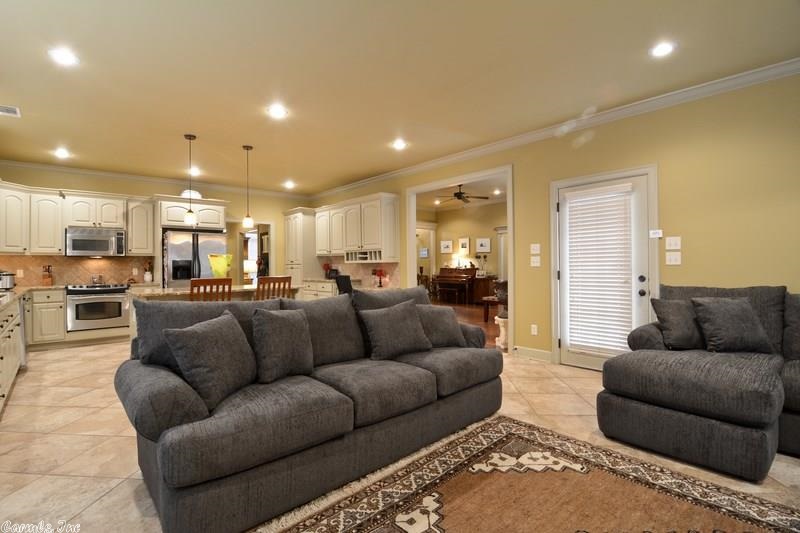 THE VILLAGES OF WELLINGTON - Residential