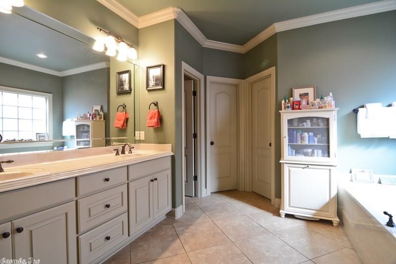 THE VILLAGES OF WELLINGTON - Residential