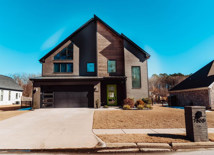 Custom built home in Hurricane Lake Estates! 3BR/2.5 BA, 2,793 sq ft with open floor plan, luxury pool and great outdoor entertaining space.  Spacious primary suite and generous living areas.  Enjoy lake community living with convenient access to shopping, dining and schools.