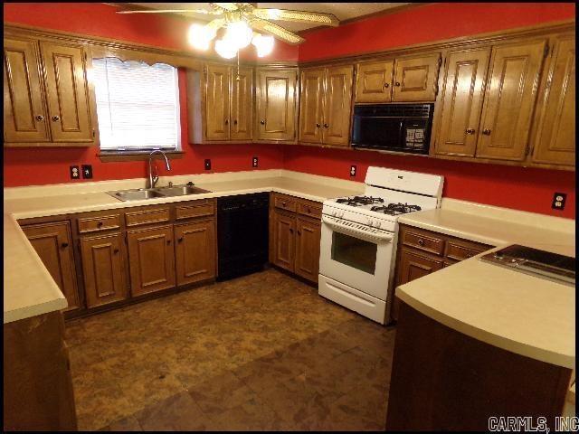 SHANNON HILLS s - Residential