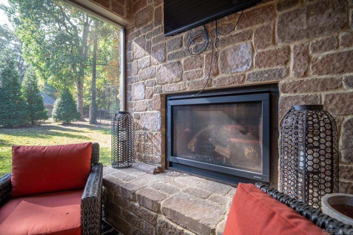 Preston Oaks - Residential